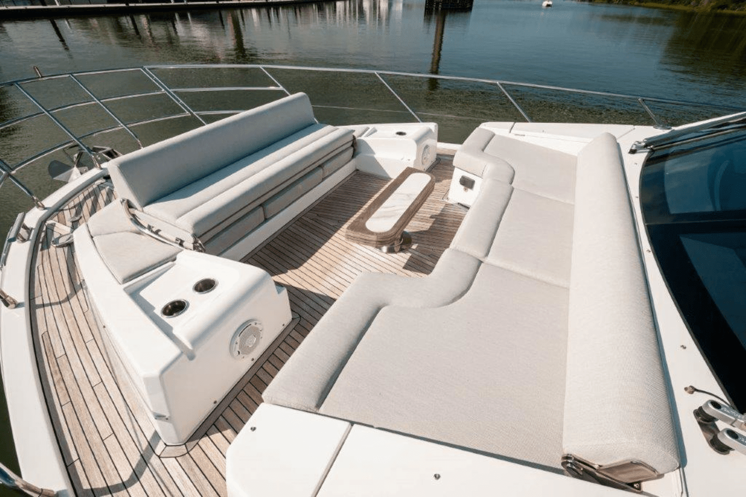 2019 Azimut 60 FLYBRIDGE Image Thumbnail #44