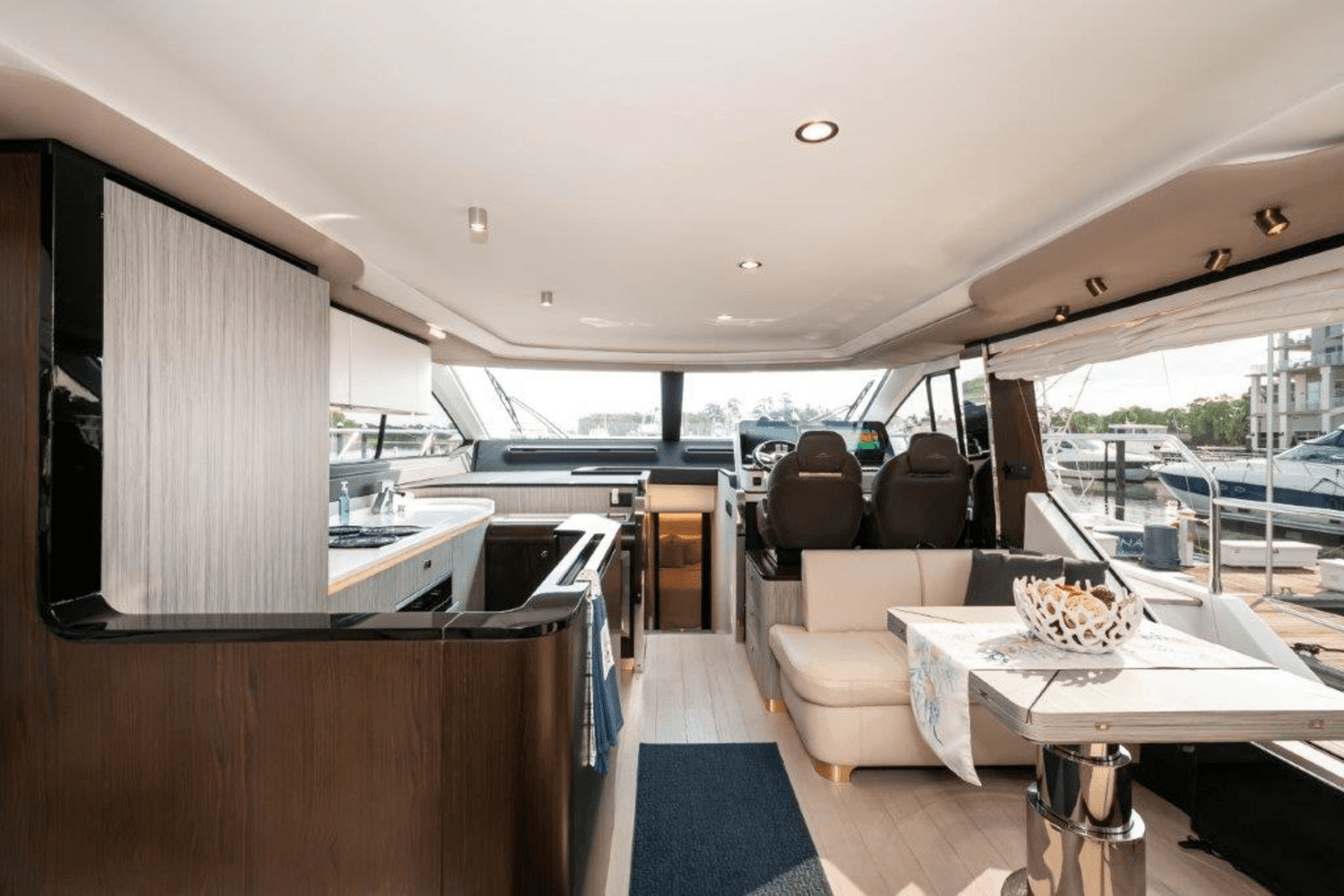 2019 Azimut 60 FLYBRIDGE Image Thumbnail #20