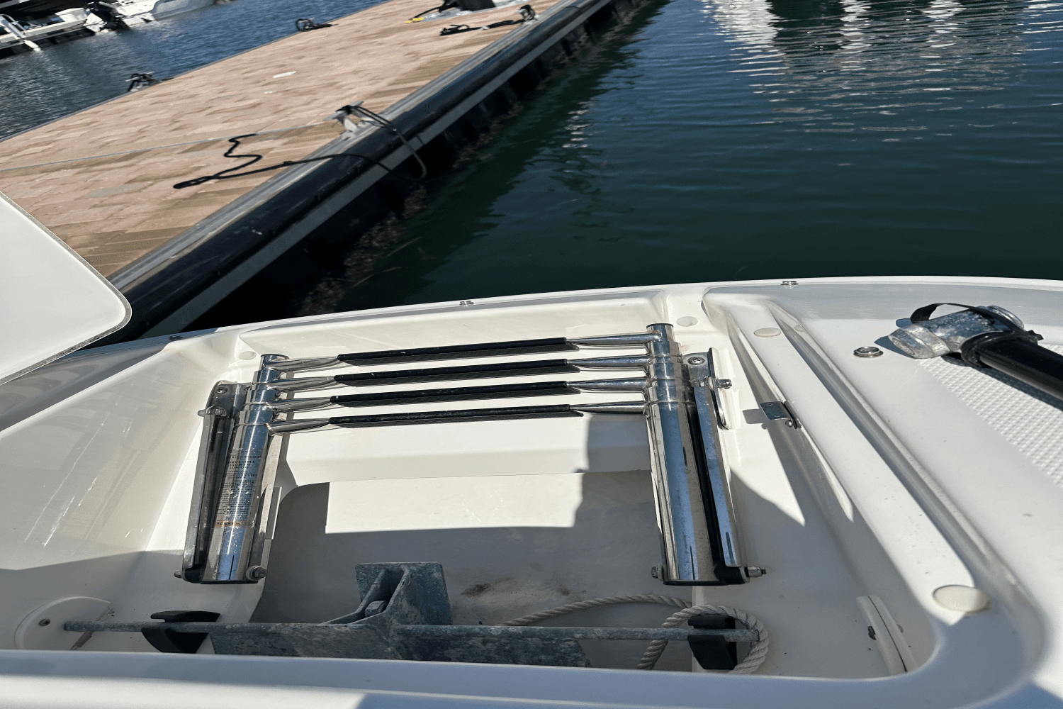 2015 Sea Ray
                                                             240 SUNDECK OUTBOARD Image Thumbnail #17