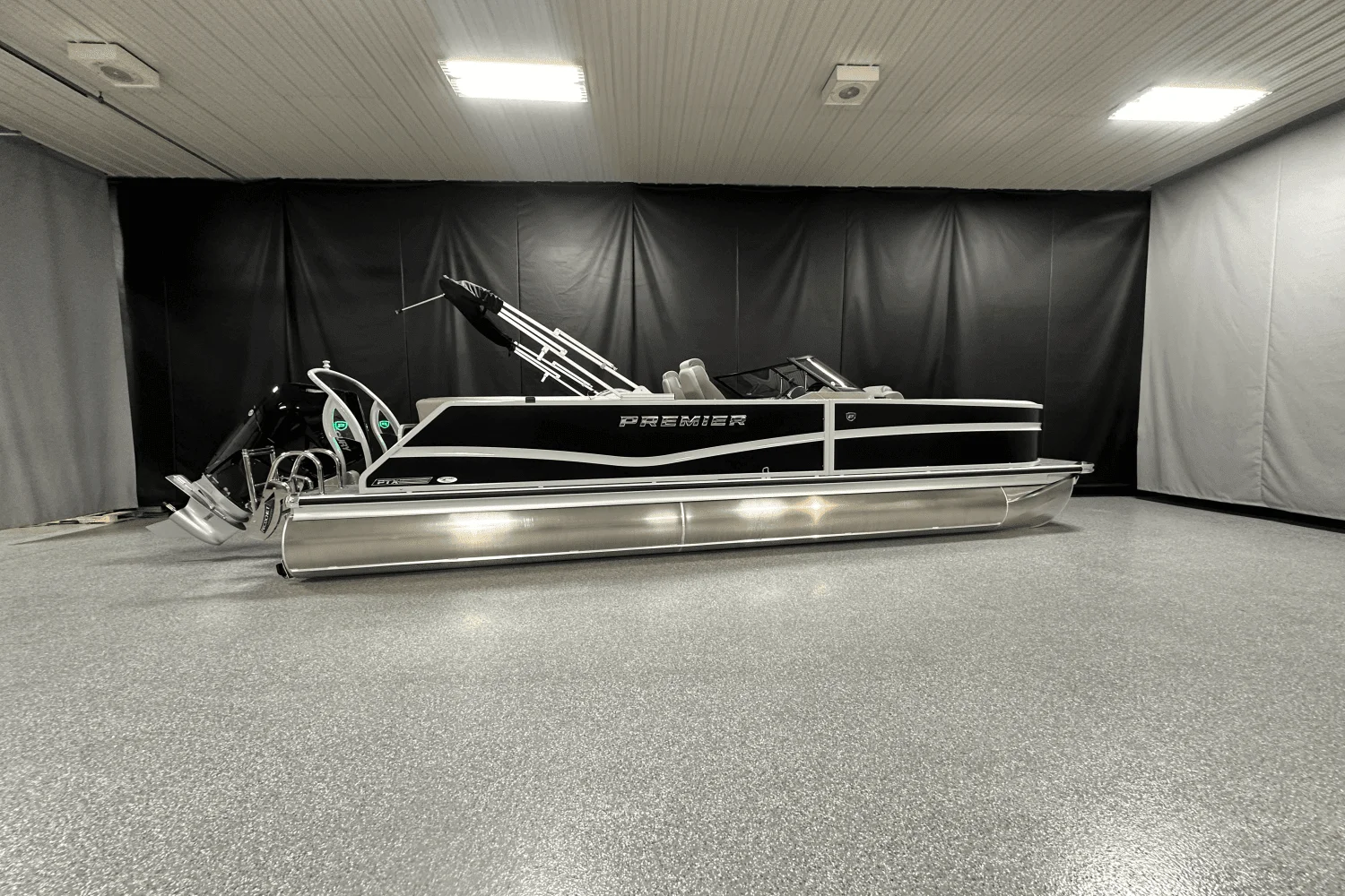 2024 Premier 250 Solaris Sport Image Thumbnail #0