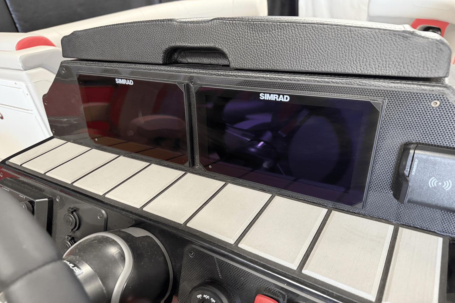 2024 Premier 250 Solaris Image Thumbnail #35