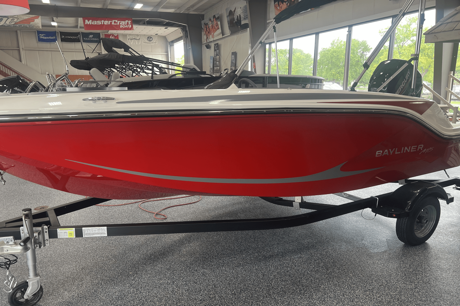 2024 Bayliner M15 Image Thumbnail #1