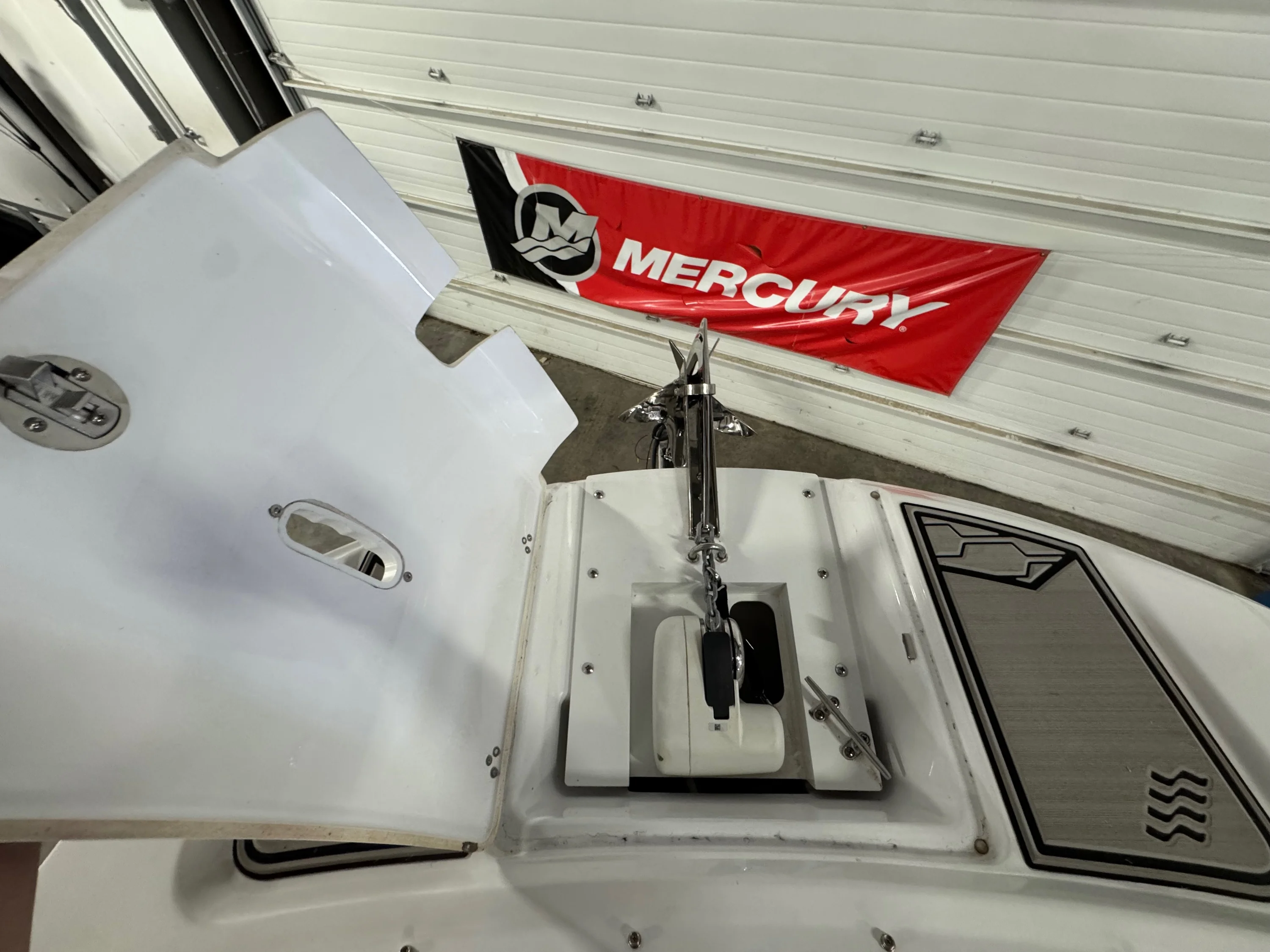 2024 Four Winns HD8 Image Thumbnail #8