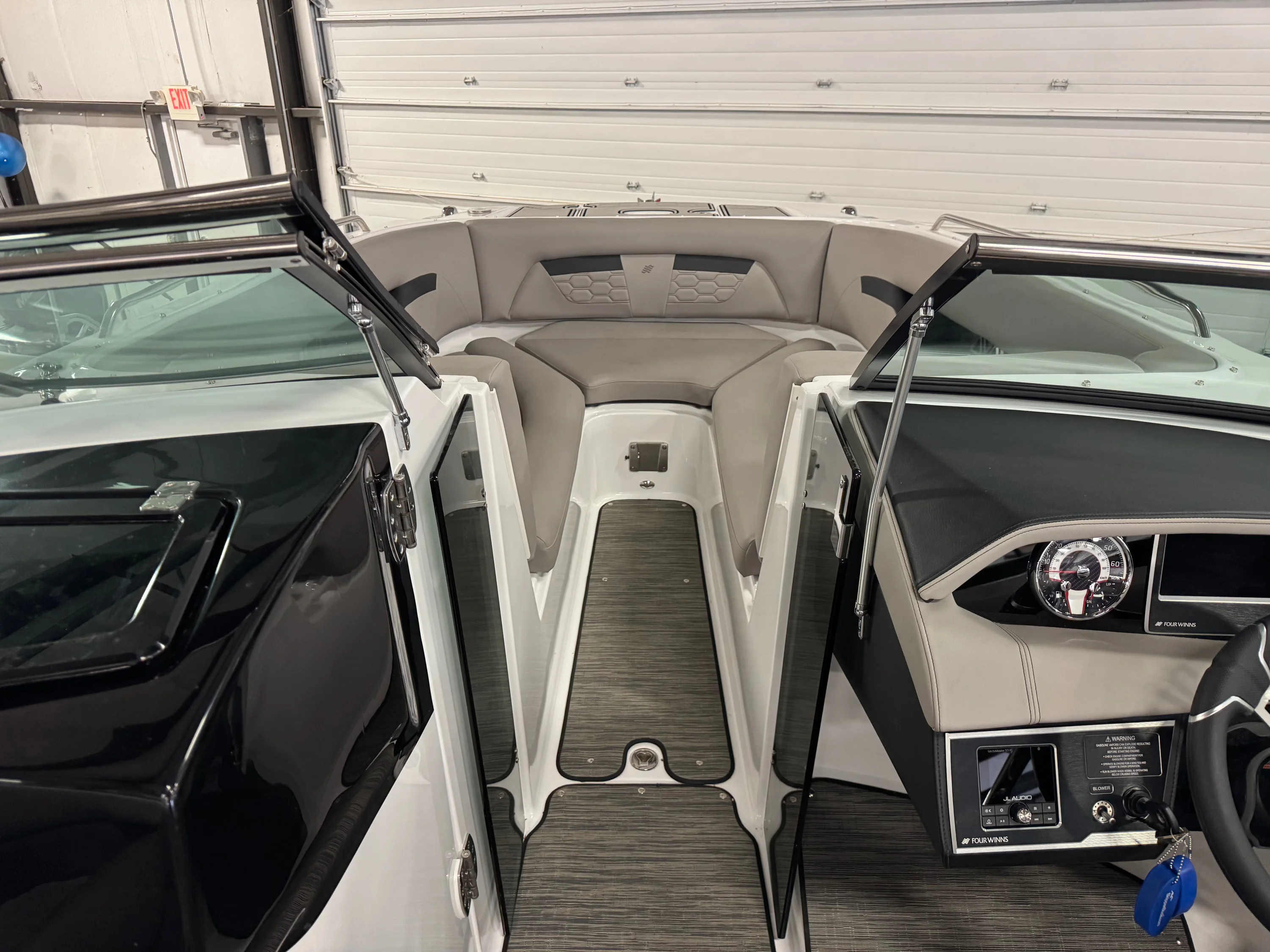 2024 Four Winns HD8 Image Thumbnail #24