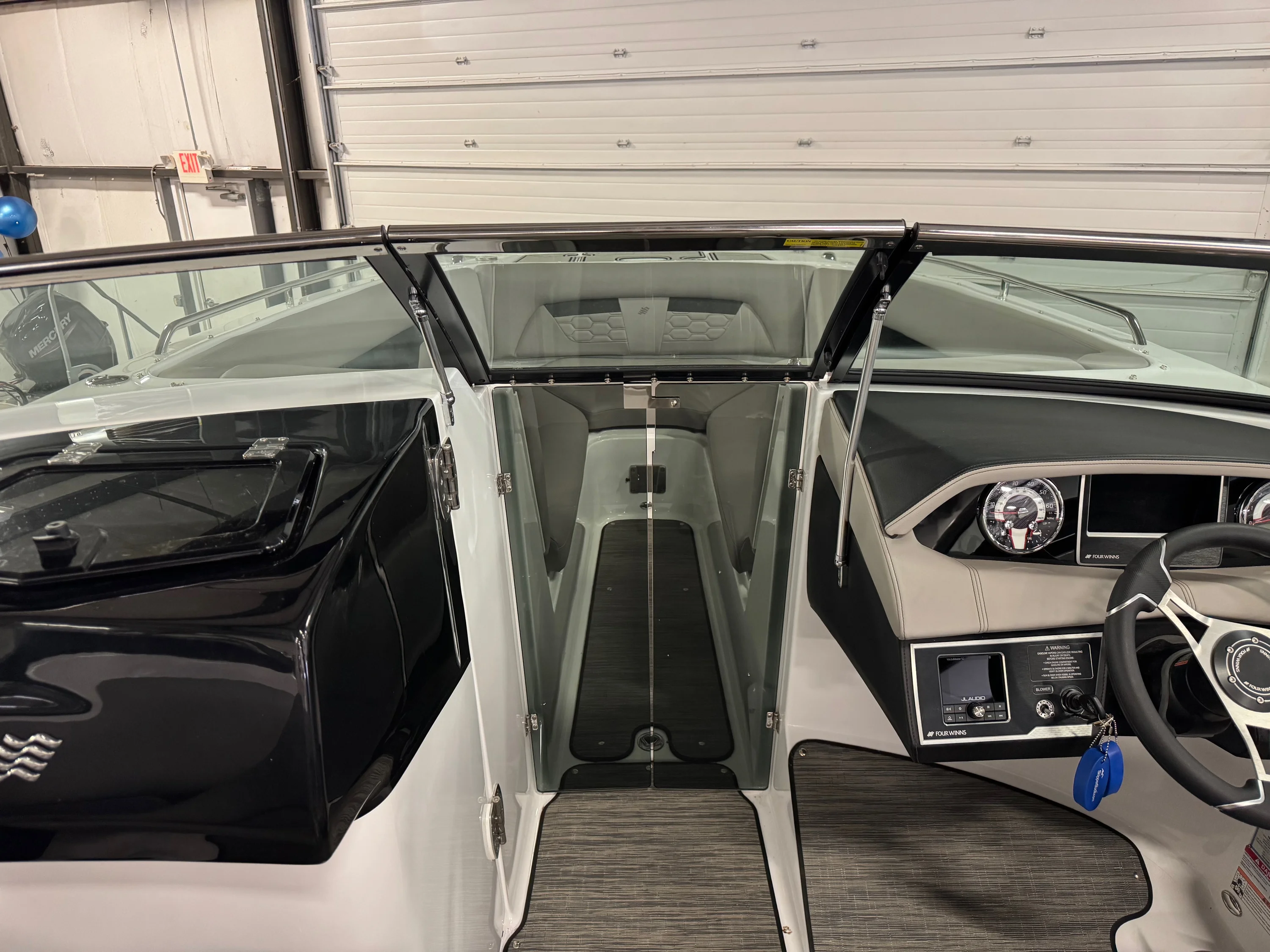 2024 Four Winns HD8 Image Thumbnail #23