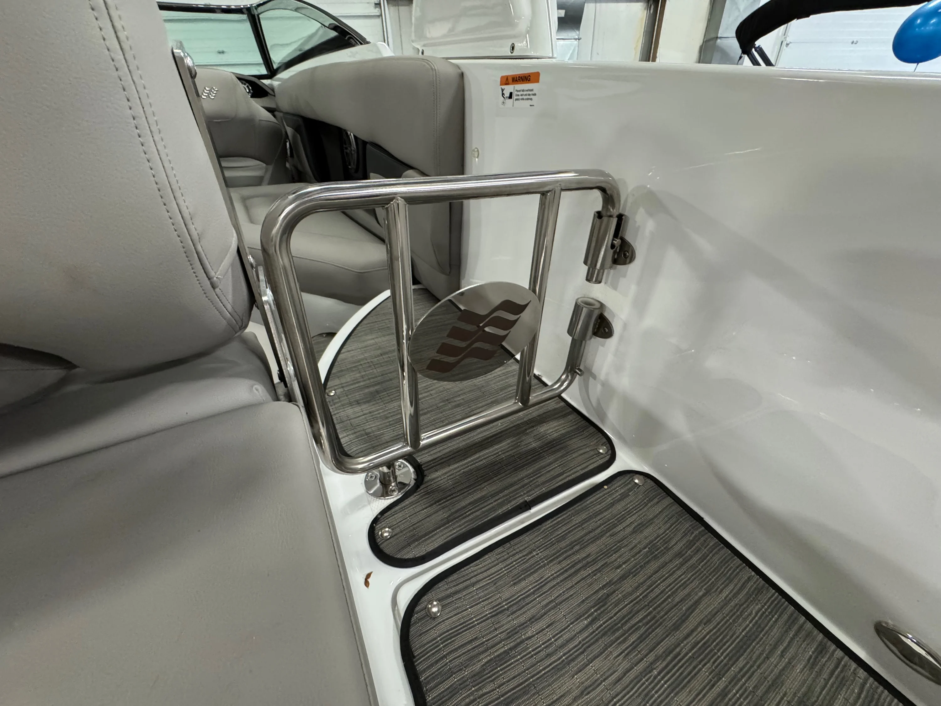 2024 Four Winns HD8 Image Thumbnail #43