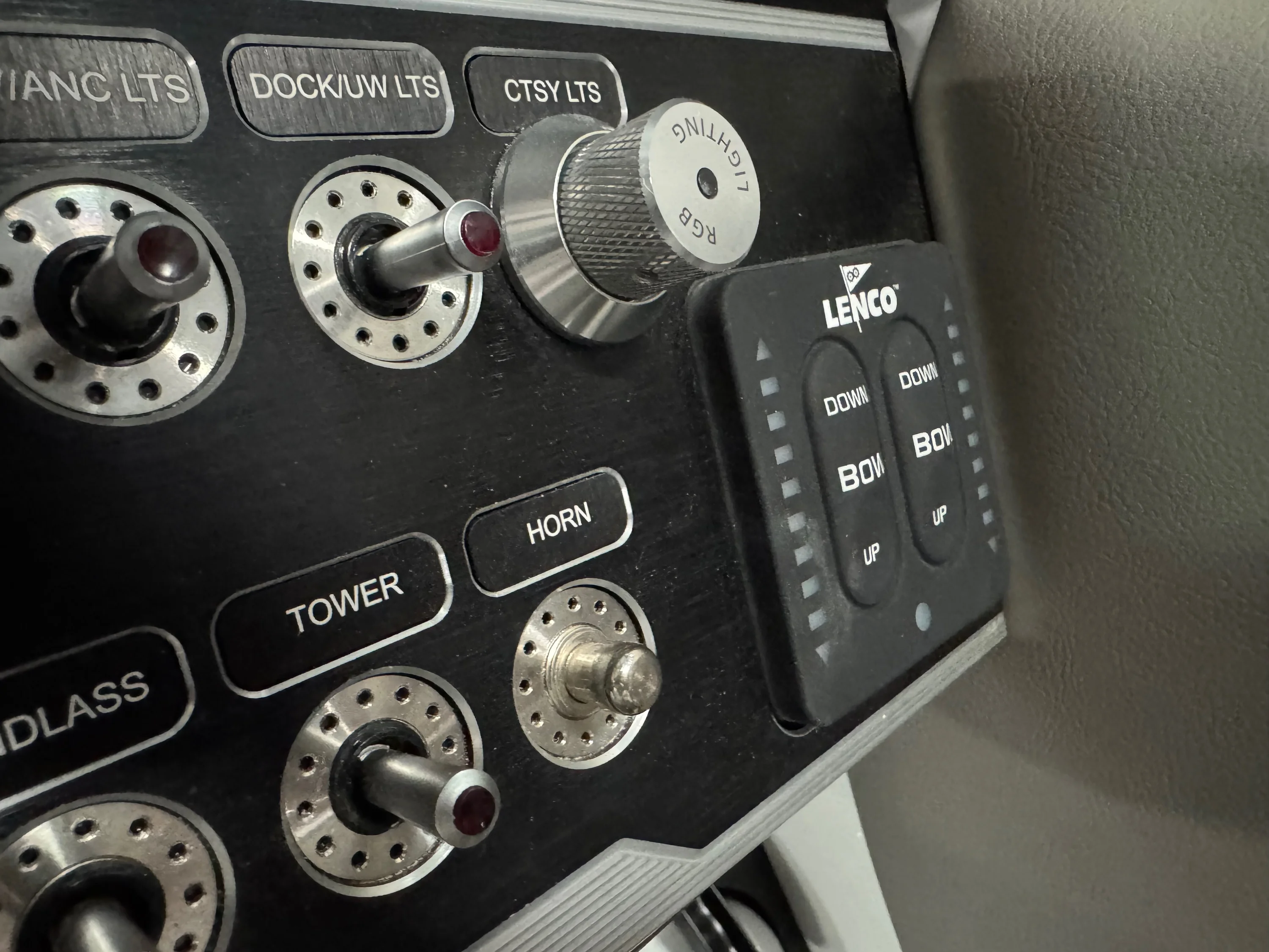 2024 Four Winns HD8 Image Thumbnail #21