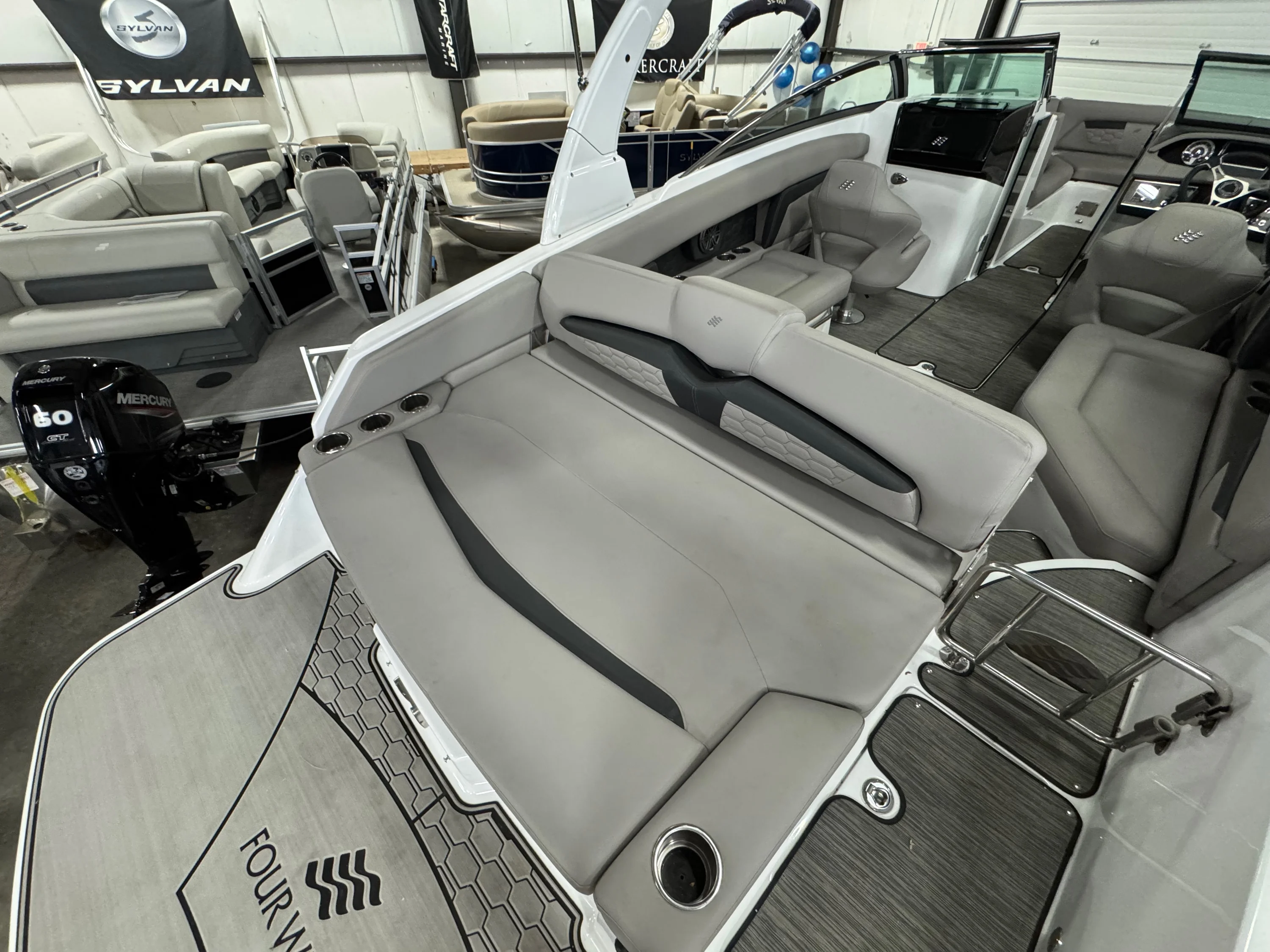 2024 Four Winns HD8 Image Thumbnail #38