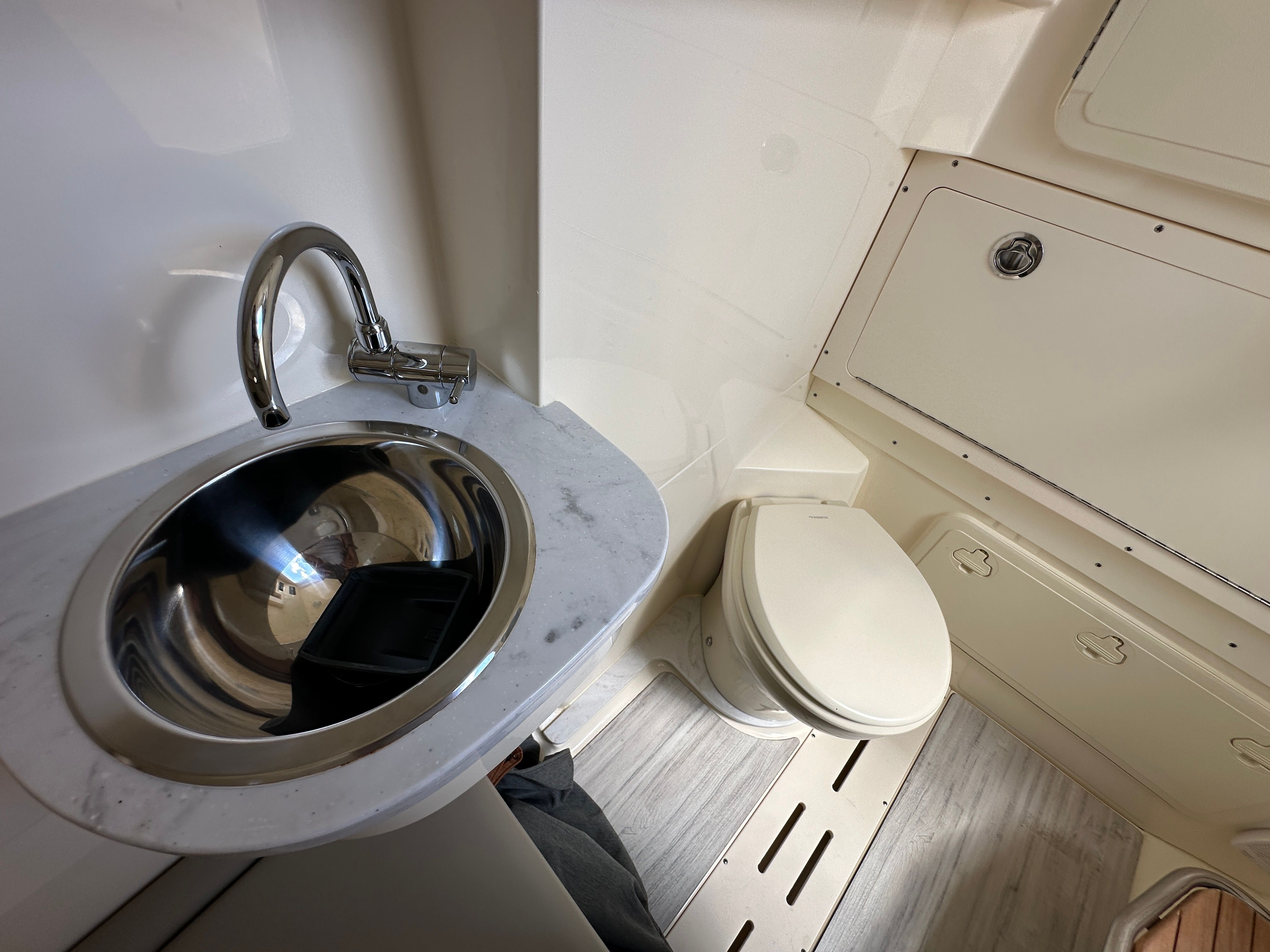 2024 Scout 305LXF Image Thumbnail #23