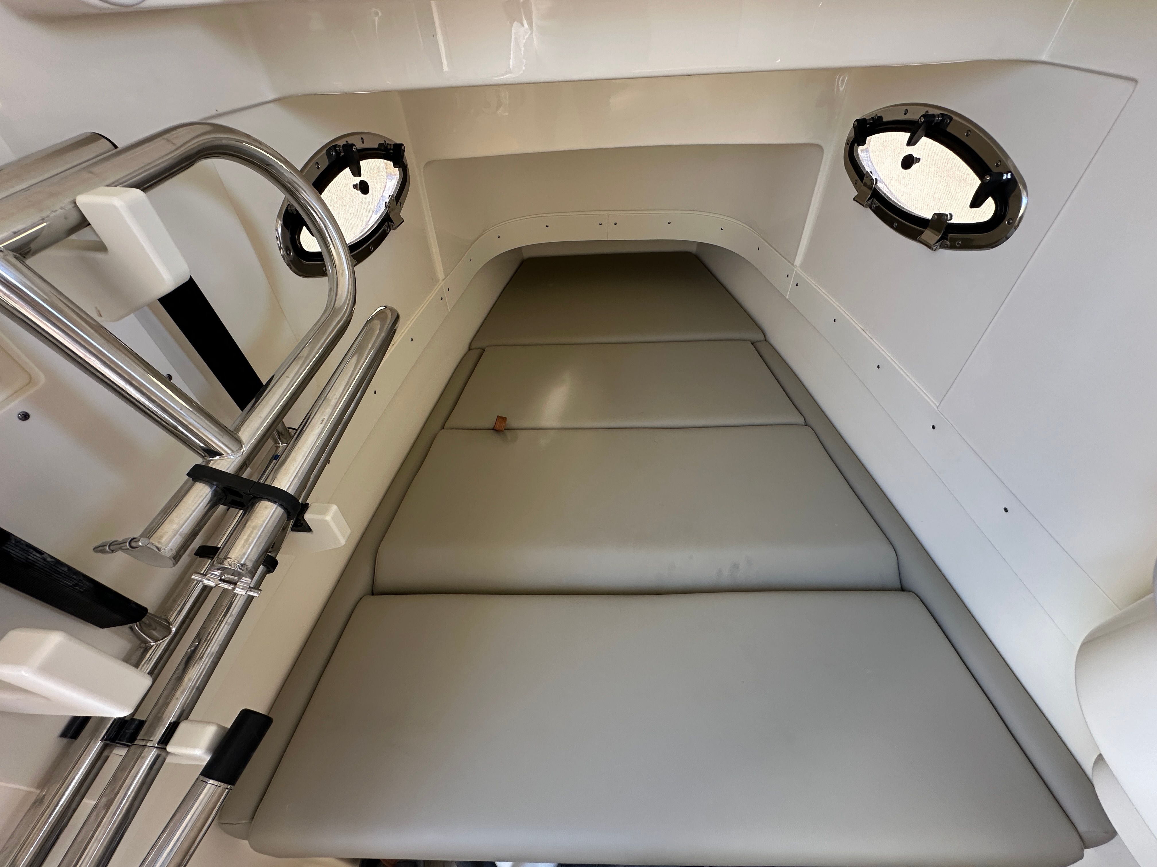 2024 Scout 305LXF Image Thumbnail #22