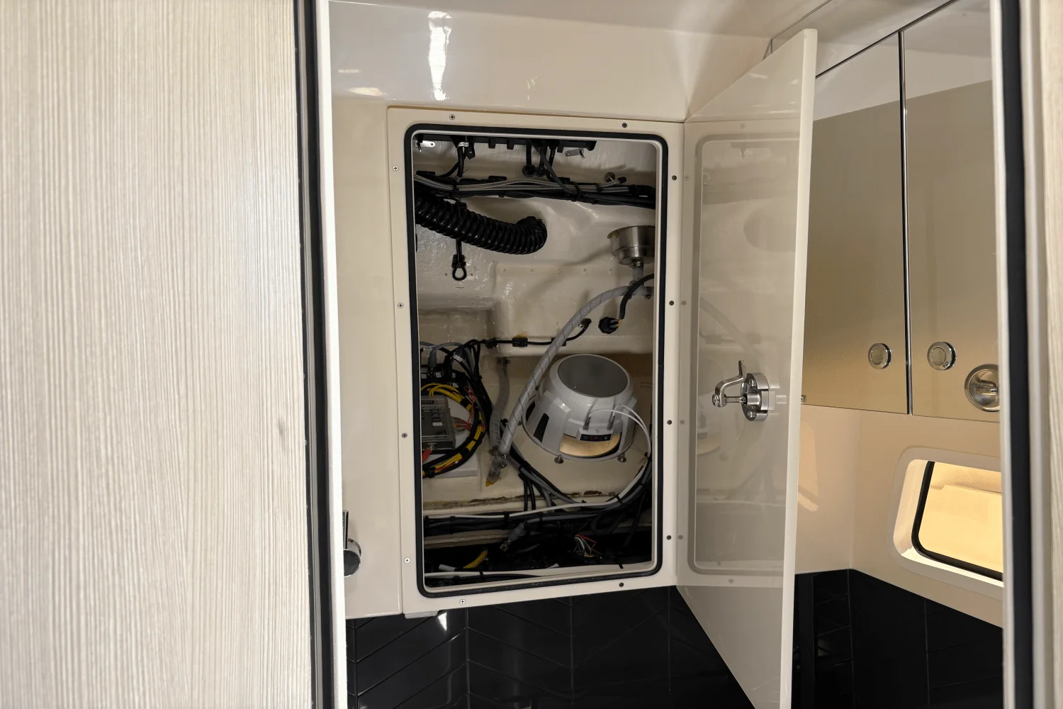 2024 Scout 377 LXF Image Thumbnail #33