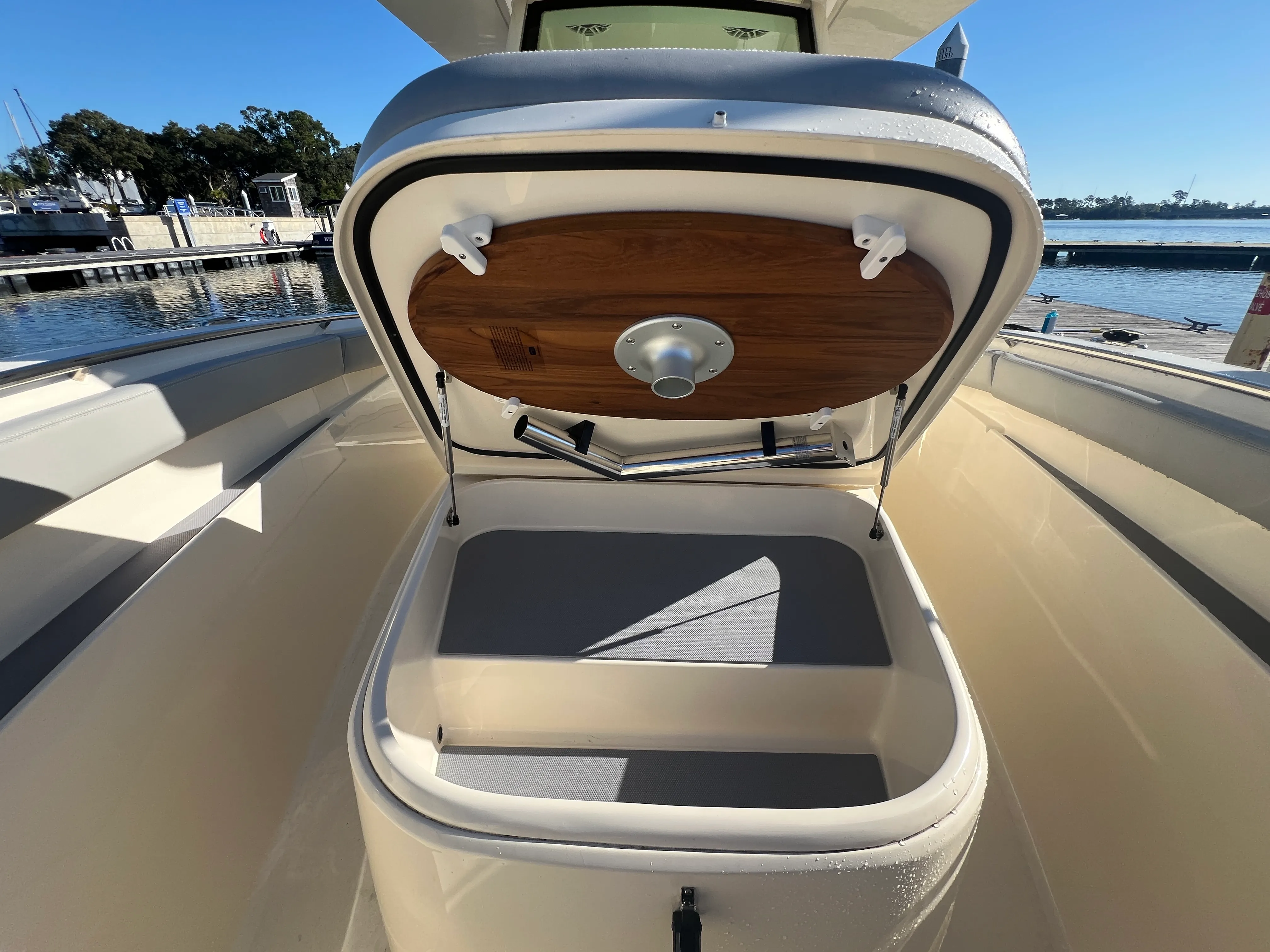 2024 Scout 305LXF Image Thumbnail #24