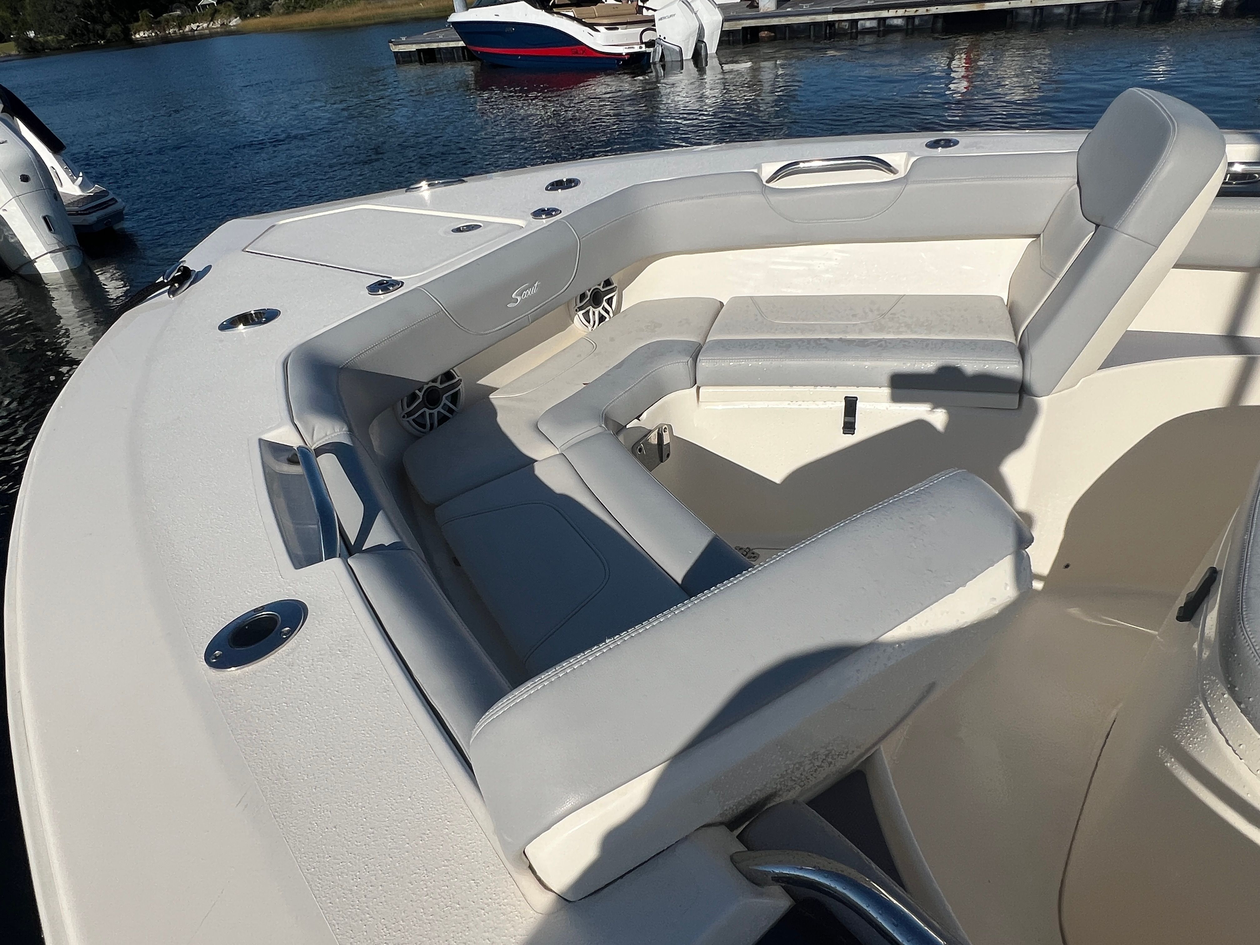 2024 Scout 305LXF Image Thumbnail #9