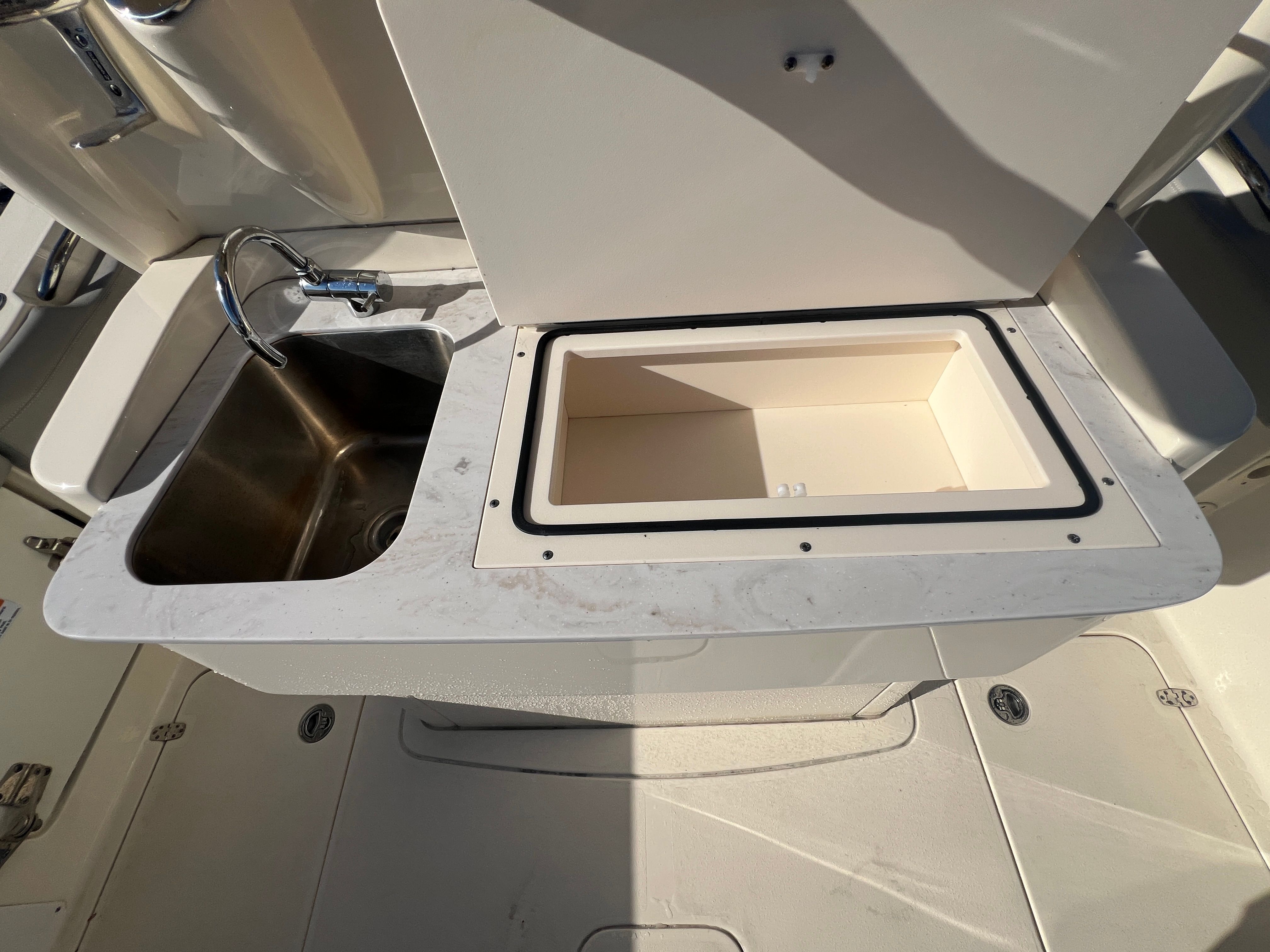 2024 Scout 305LXF Image Thumbnail #14