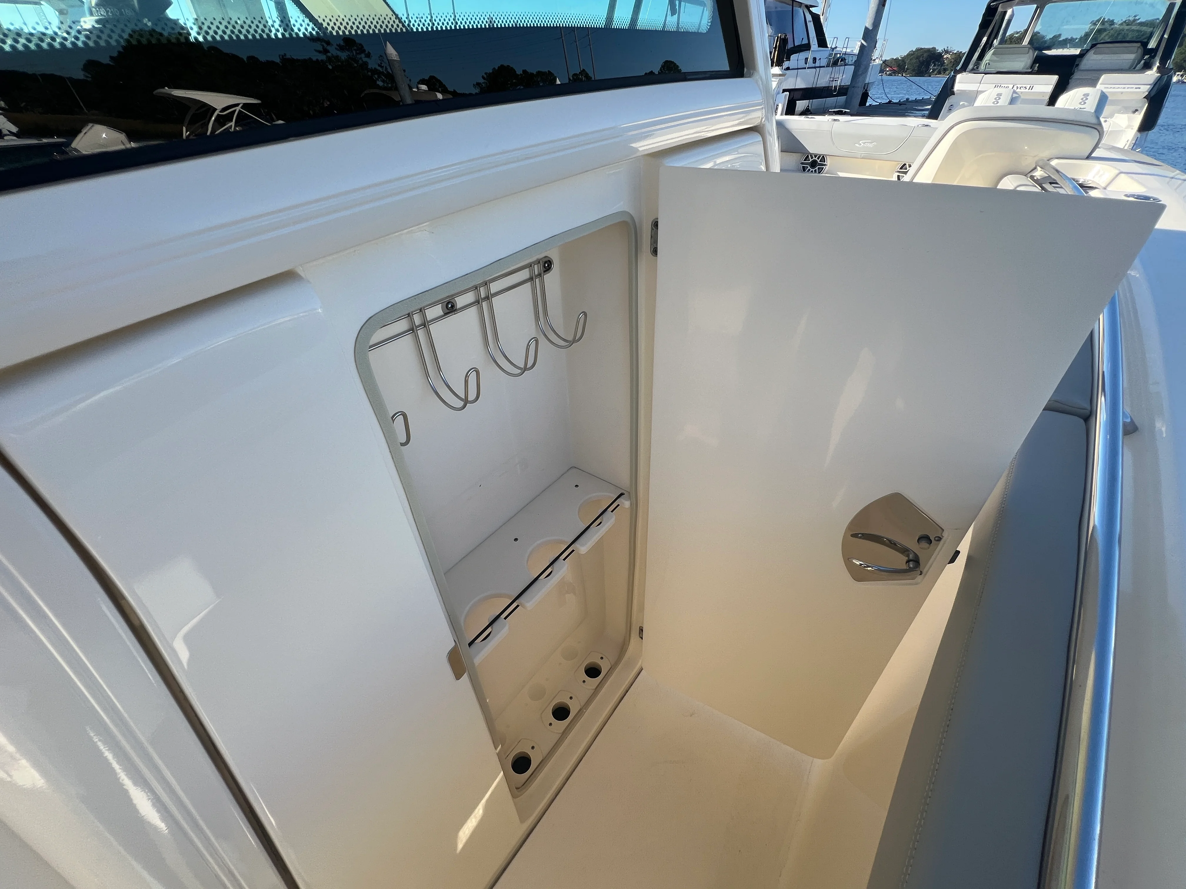 2024 Scout 305LXF Image Thumbnail #22