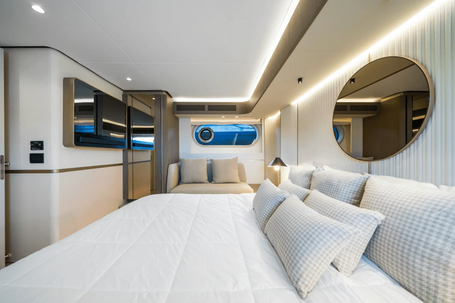 2025 Azimut
                                                             Magellano 60 Image Thumbnail #60