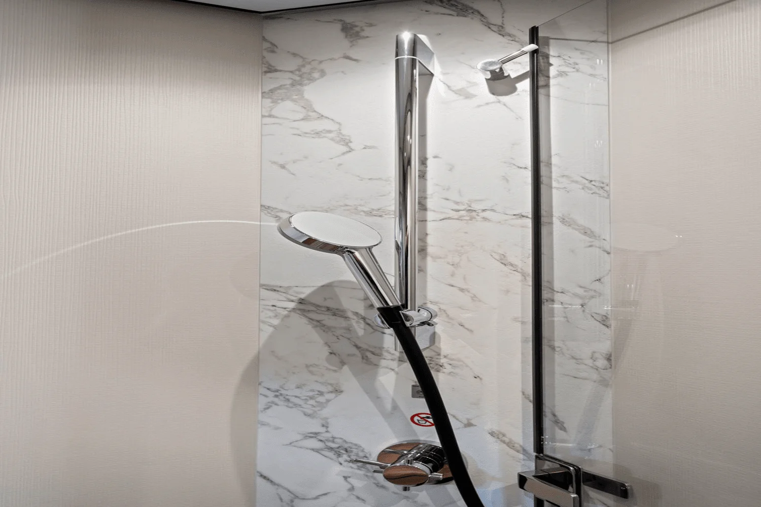 2025 Azimut
                                                             Magellano 60 Image Thumbnail #67