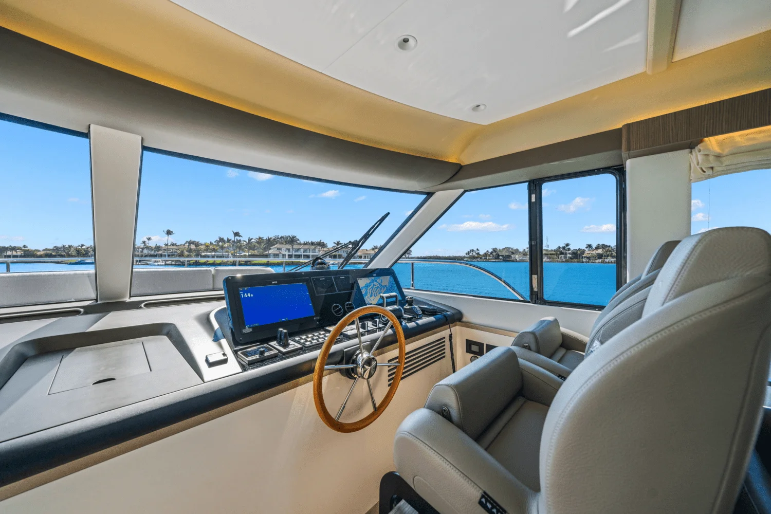 2025 Azimut
                                                             Magellano 60 Image Thumbnail #31