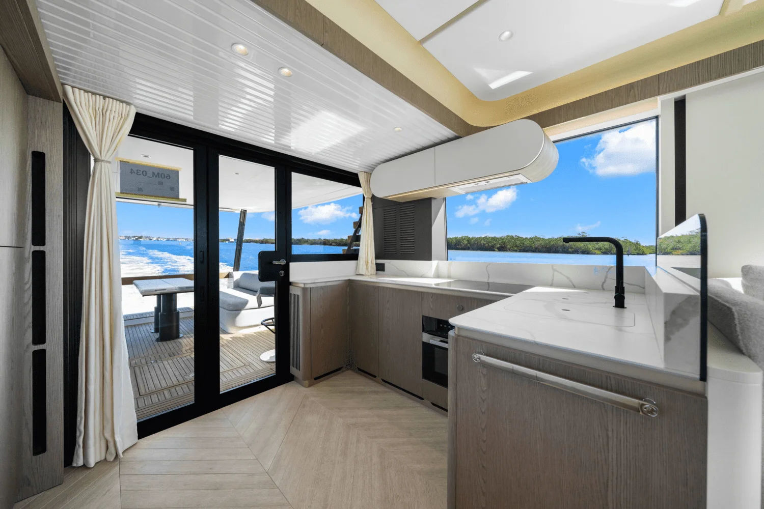 2025 Azimut
                                                             Magellano 60 Image Thumbnail #41