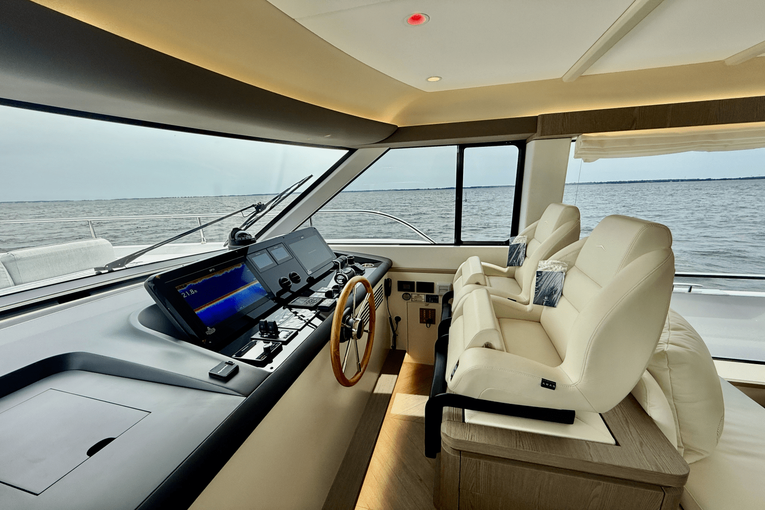 2026 Azimut
                                                             Magellano 60 Image Thumbnail #47