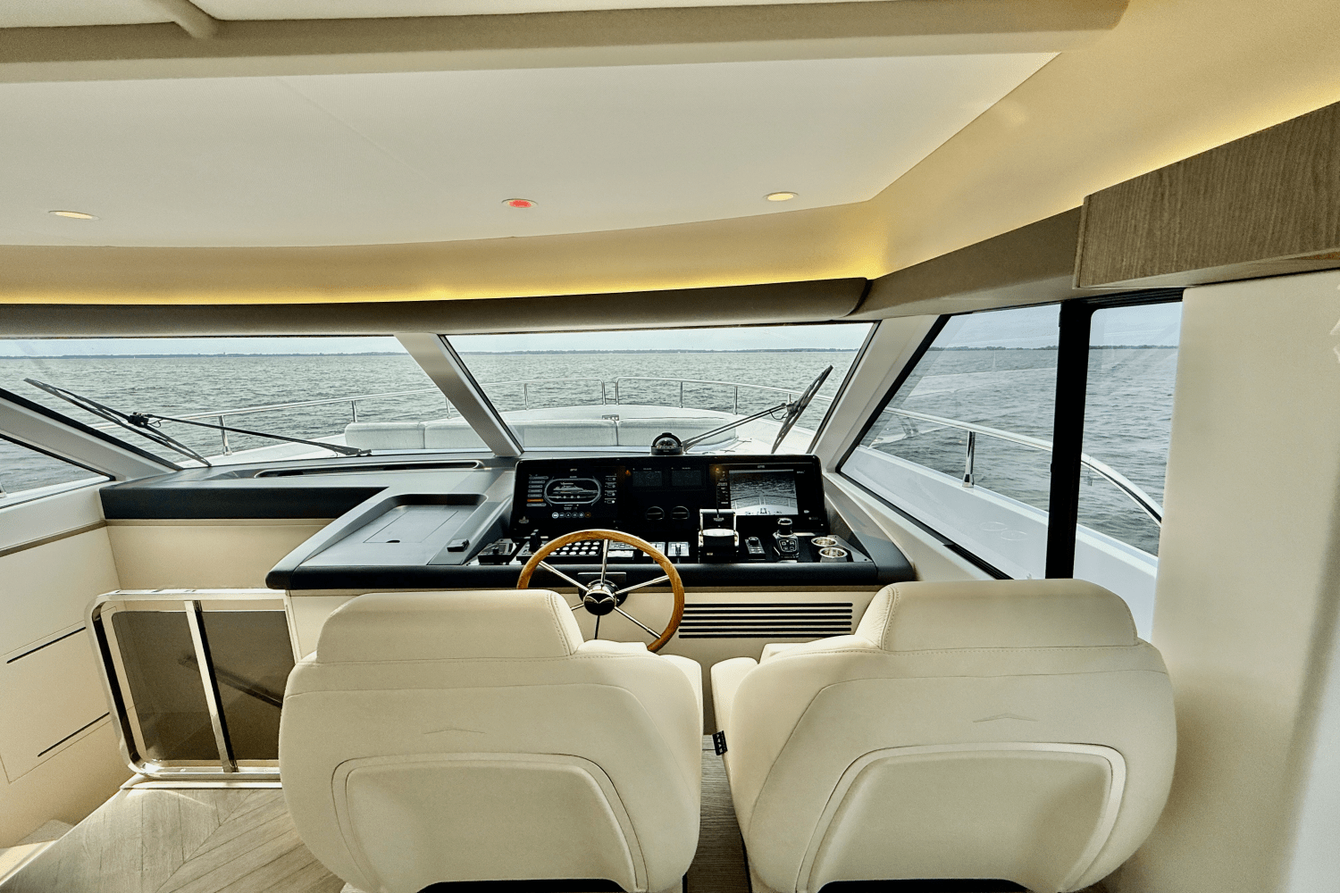 2026 Azimut
                                                             Magellano 60 Image Thumbnail #49