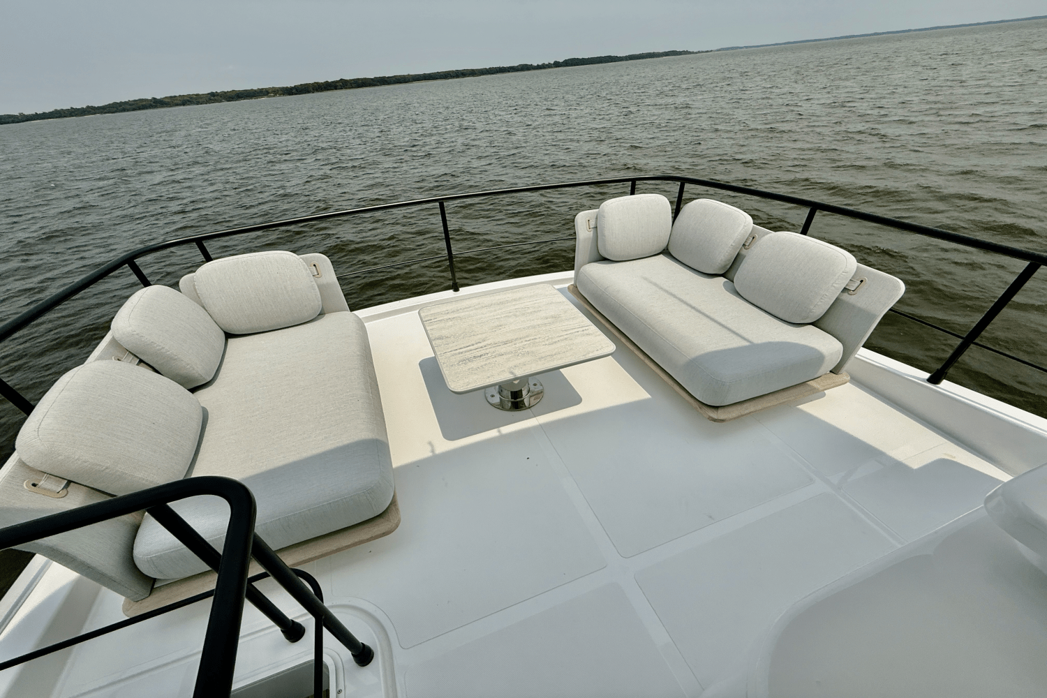 2026 Azimut
                                                             Magellano 60 Image Thumbnail #85