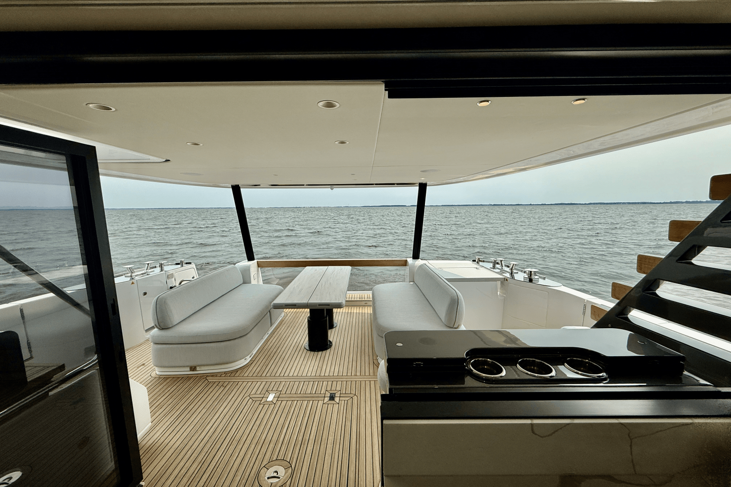 2026 Azimut
                                                             Magellano 60 Image Thumbnail #33