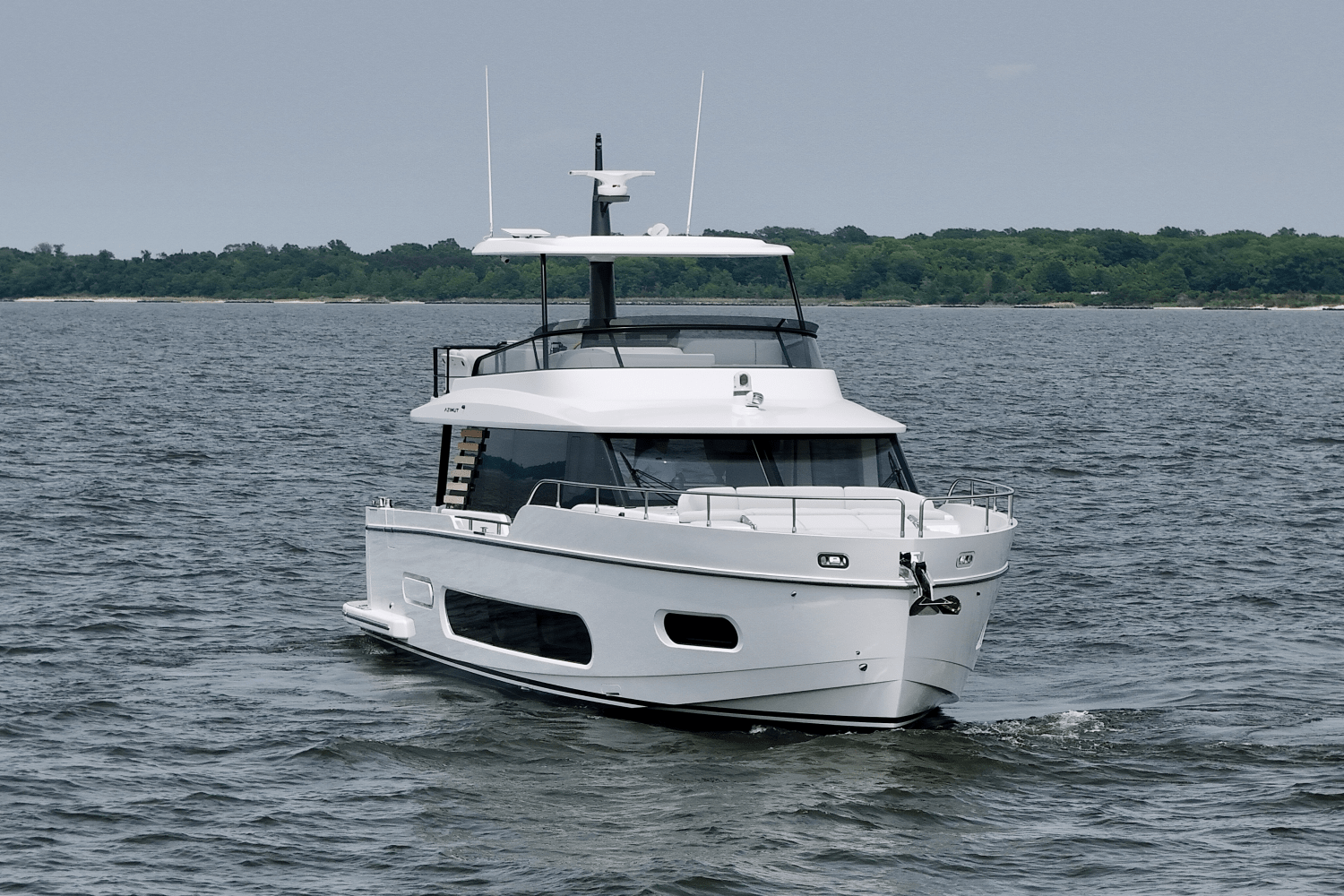 2026 Azimut
                                                             Magellano 60 Image Thumbnail #18