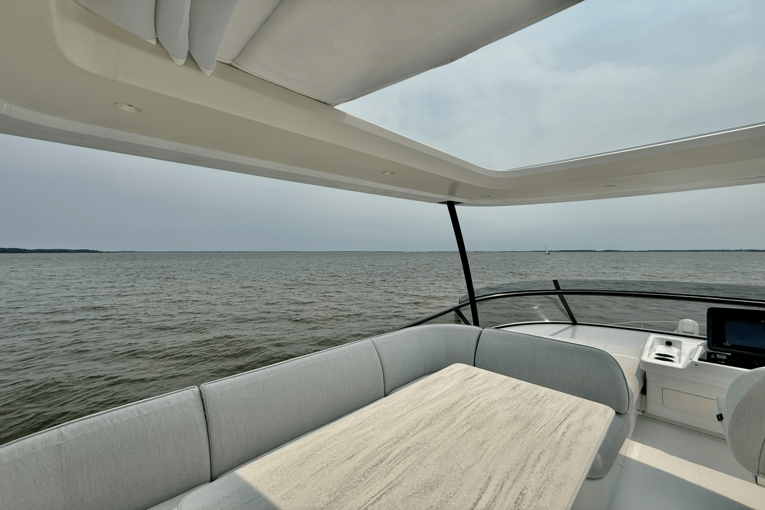 2026 Azimut
                                                             Magellano 60 Image Thumbnail #79