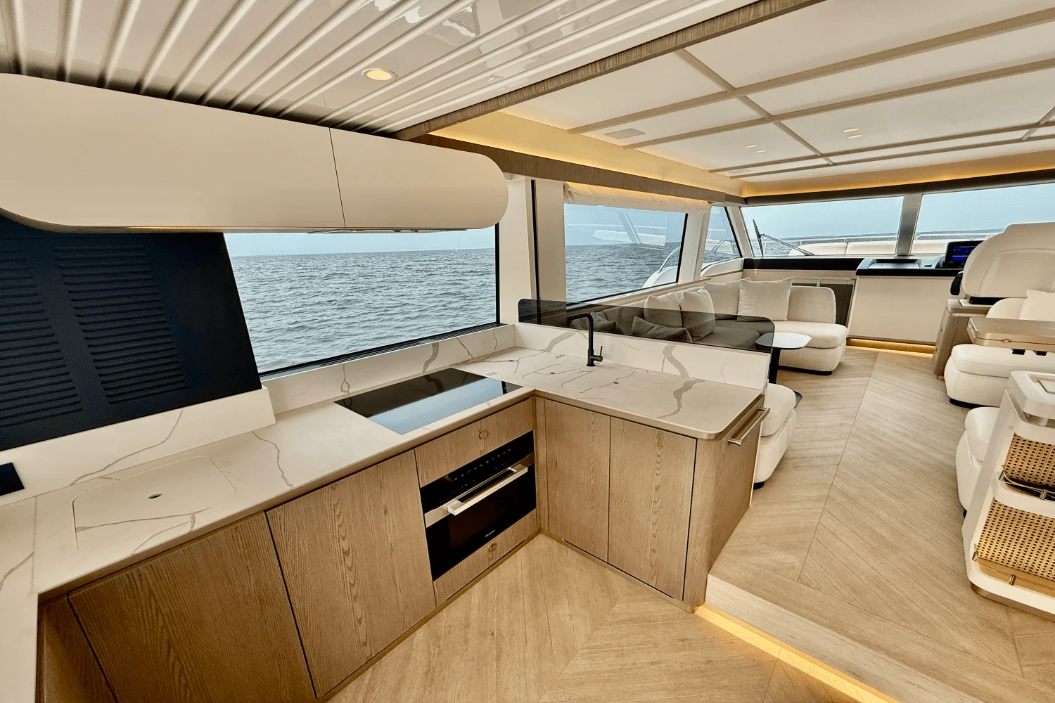 2026 Azimut Magellano 60 Image Thumbnail #37