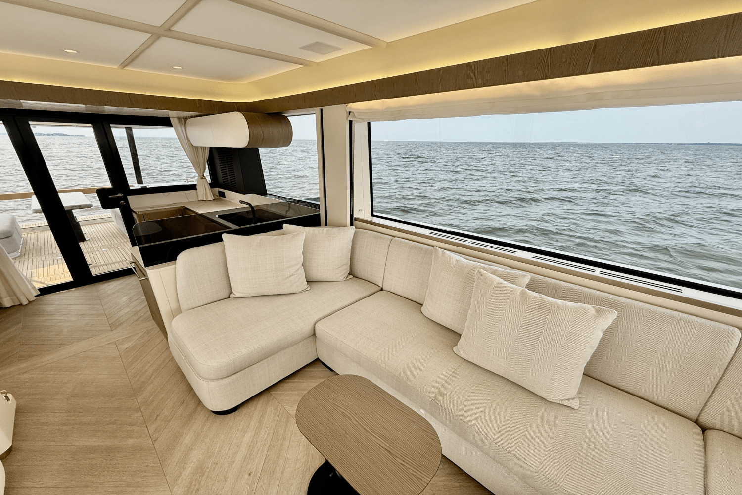 2026 Azimut
                                                             Magellano 60 Image Thumbnail #45