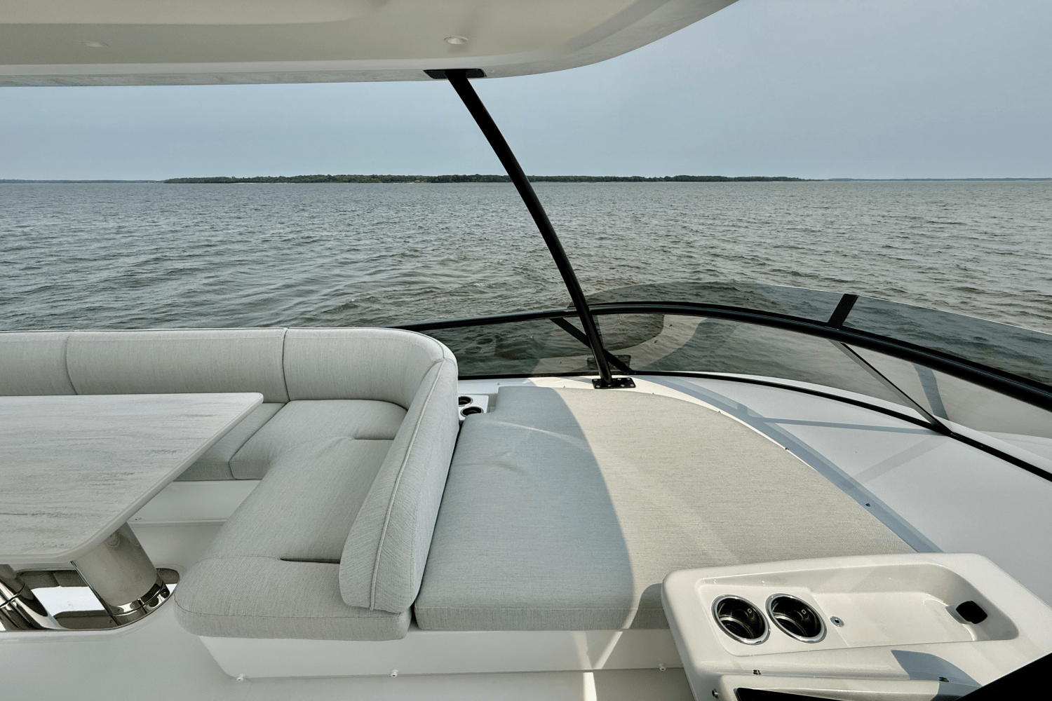 2026 Azimut
                                                             Magellano 60 Image Thumbnail #81