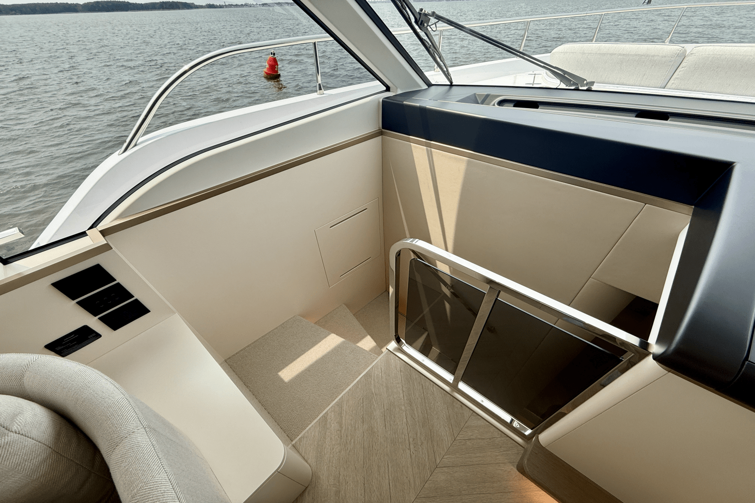 2026 Azimut
                                                             Magellano 60 Image Thumbnail #51