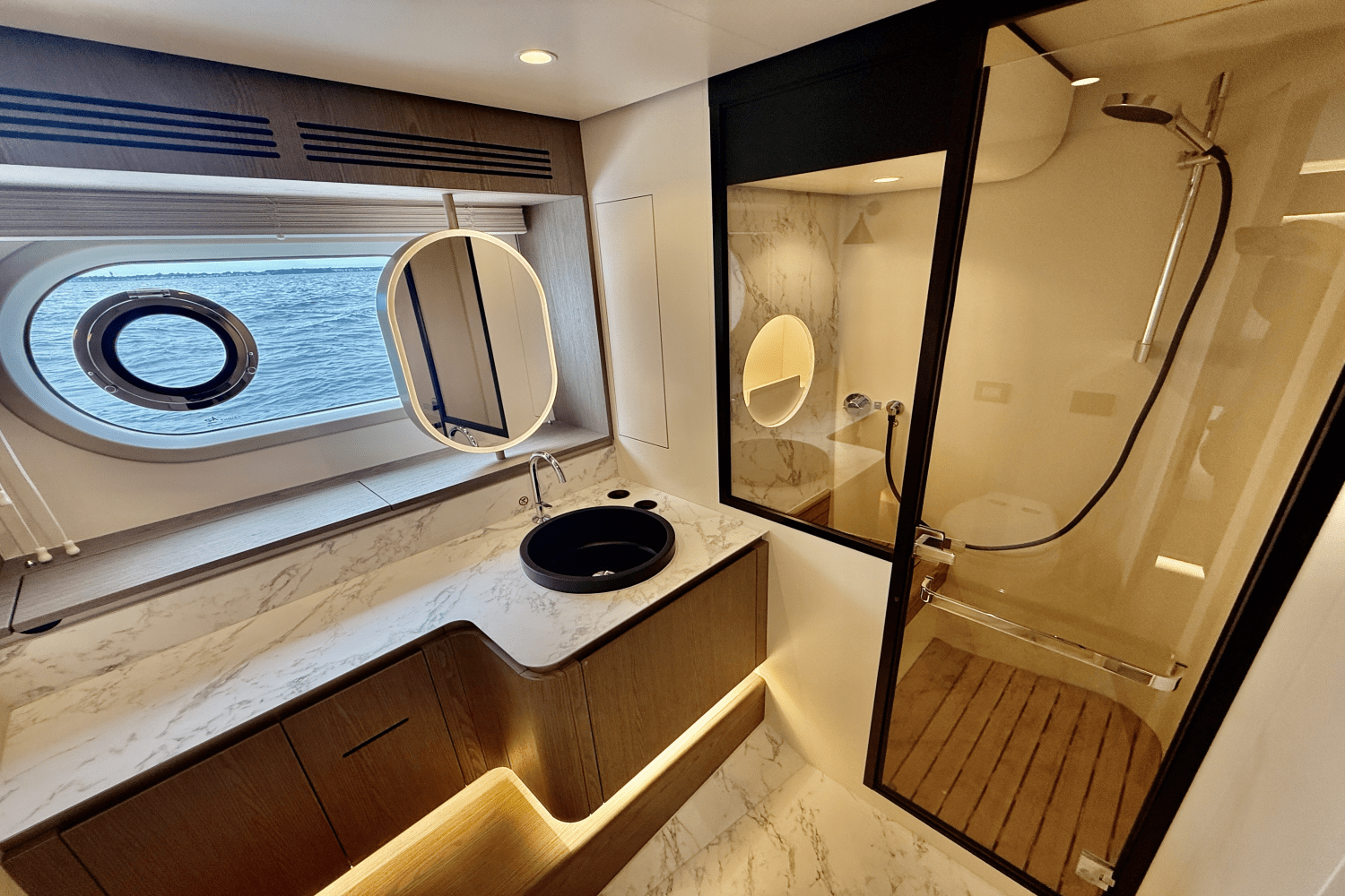2026 Azimut
                                                             Magellano 60 Image Thumbnail #63