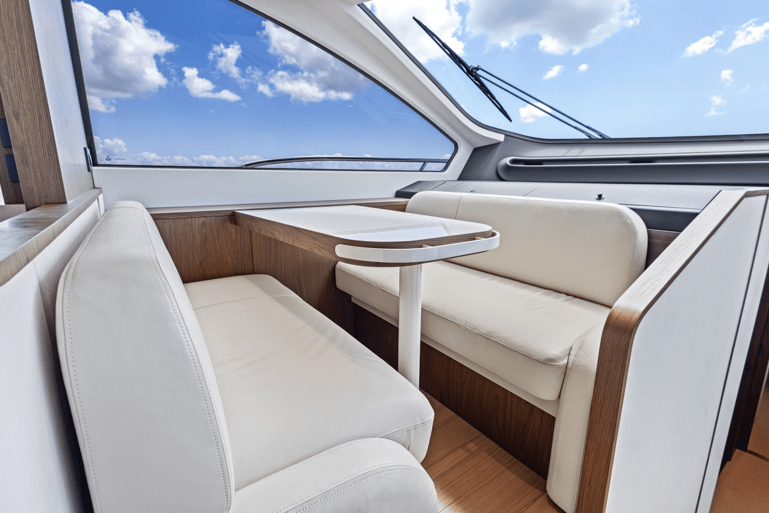 2025 Azimut Fly 72 Image Thumbnail #79