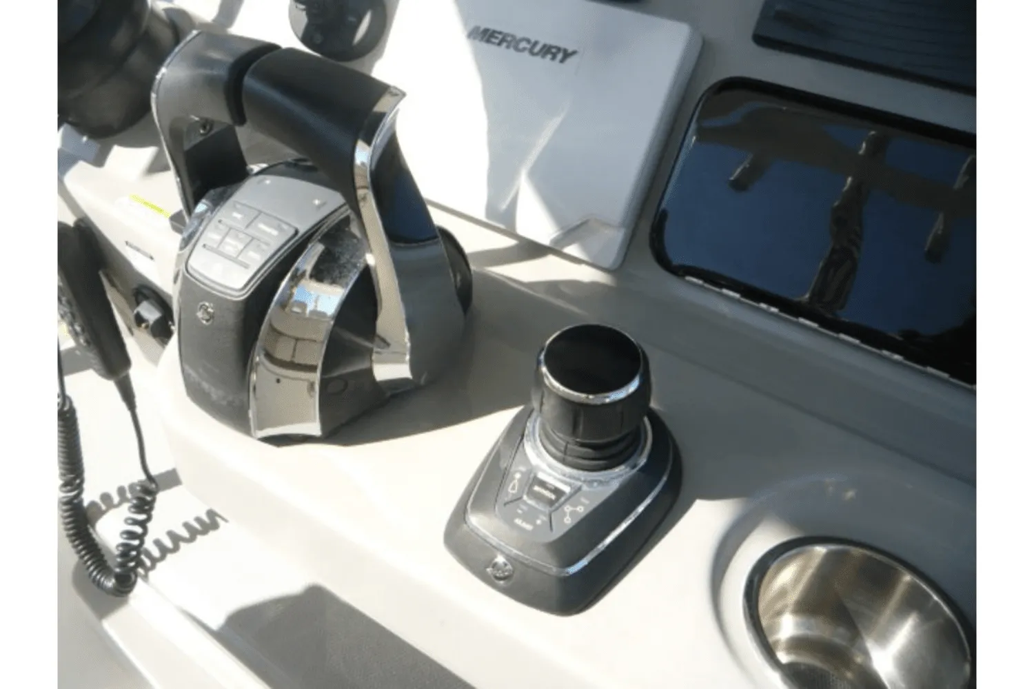 2017 Boston Whaler 330 OUTRAGE Image Thumbnail #14