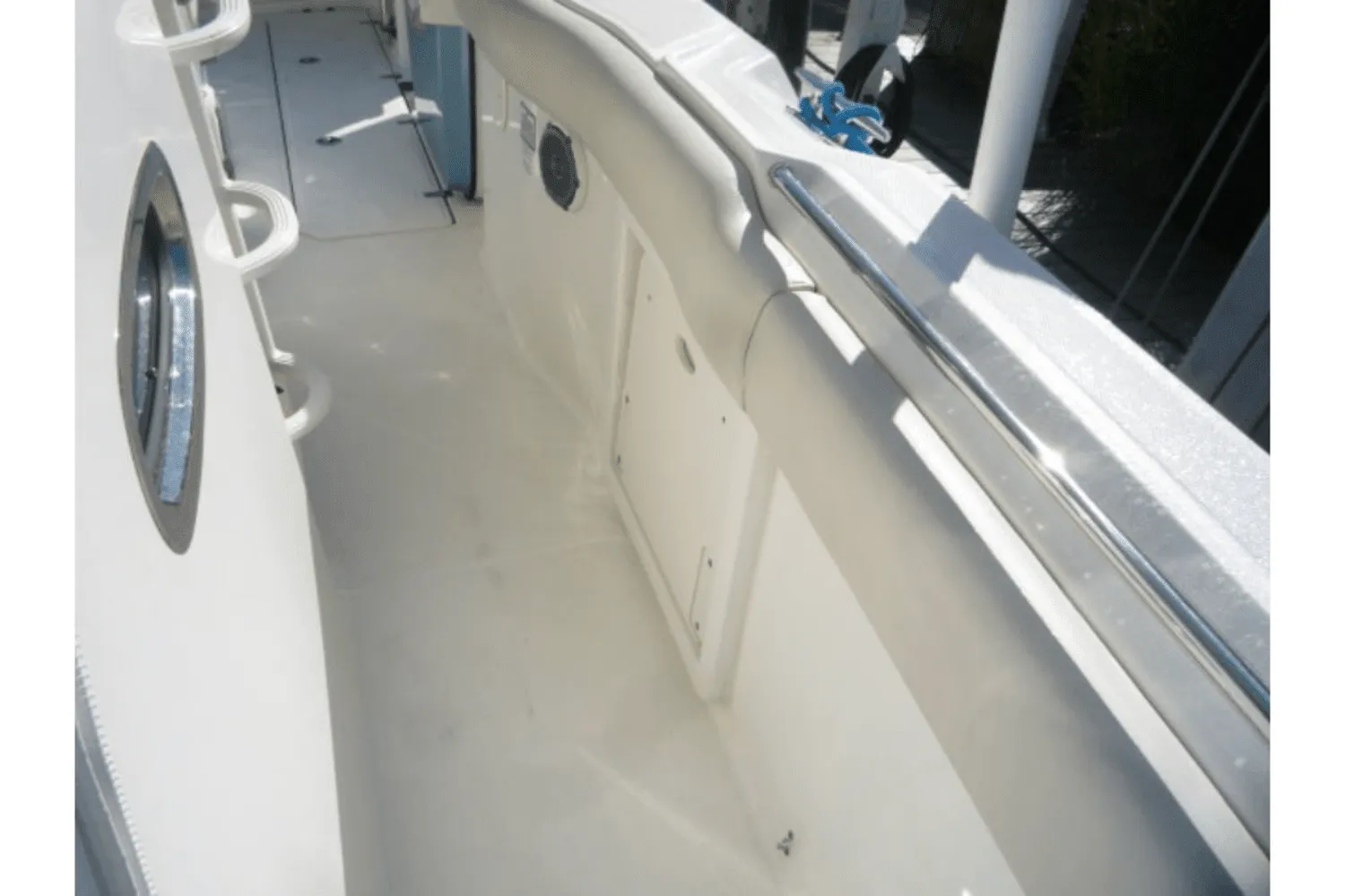 2017 Boston Whaler 330 OUTRAGE Image Thumbnail #6