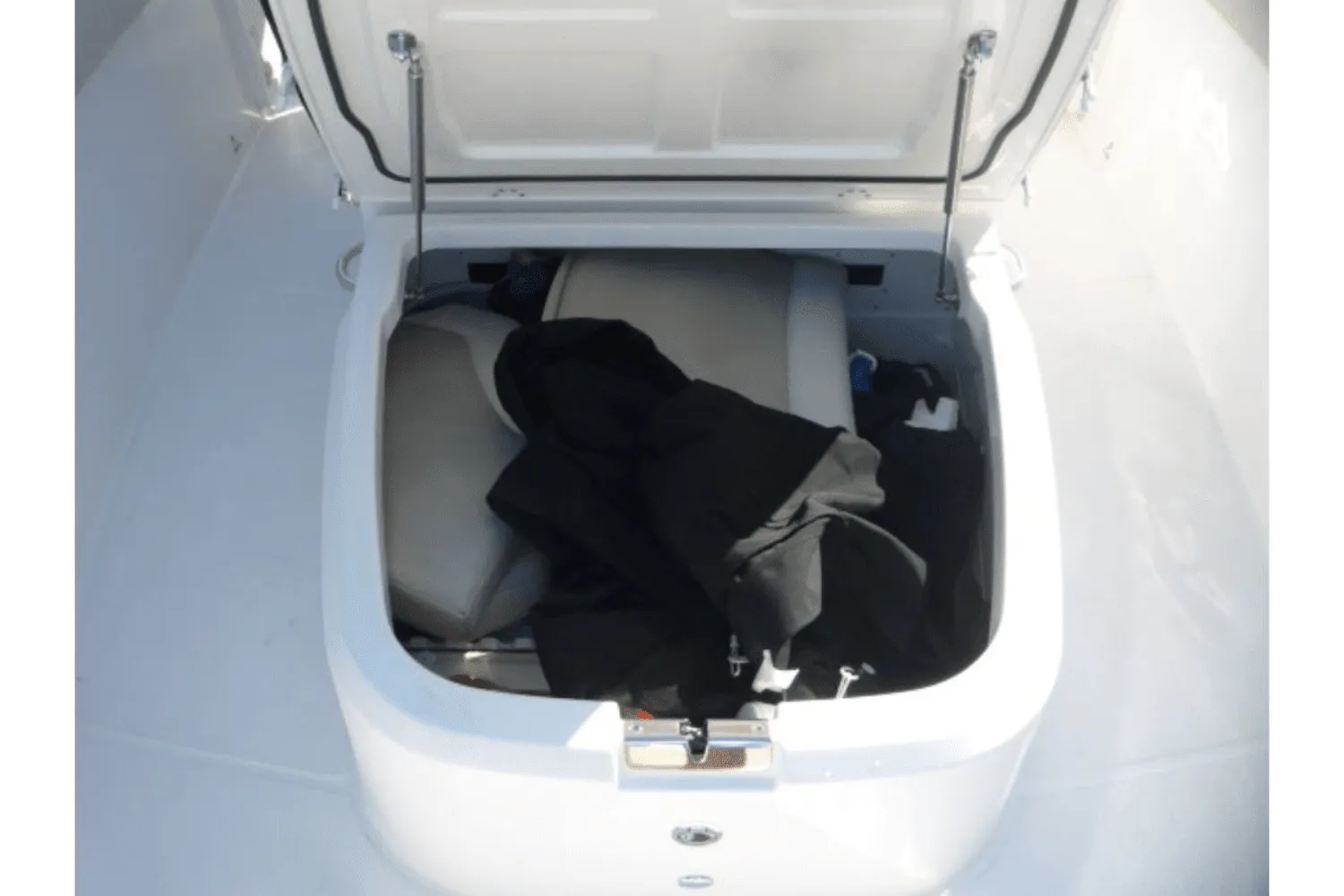 2017 Boston Whaler 330 OUTRAGE Image Thumbnail #23