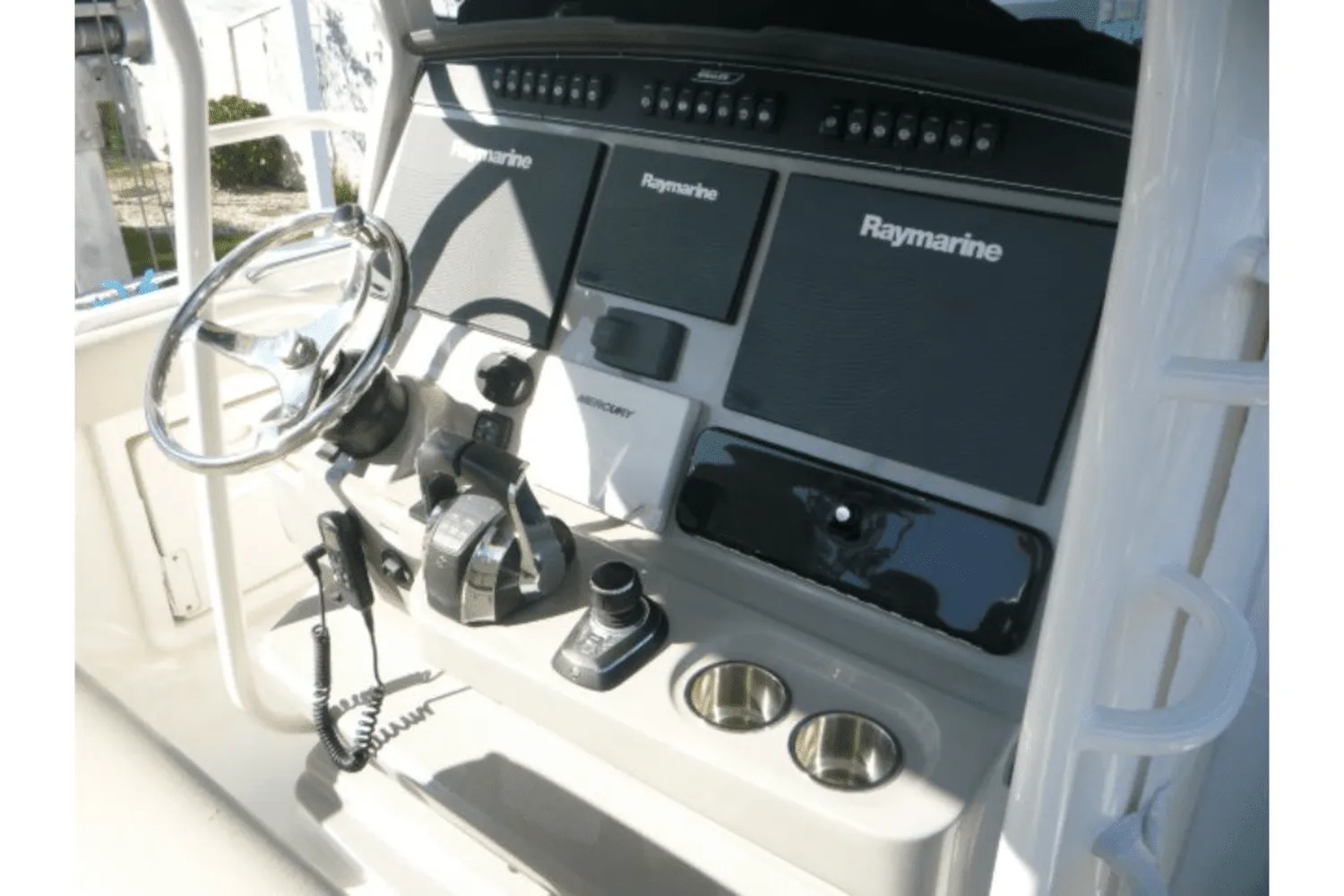2017 Boston Whaler 330 OUTRAGE Image Thumbnail #12