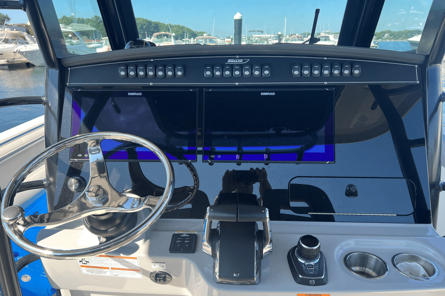 2023 Boston Whaler 330 OUTRAGE Image Thumbnail #4