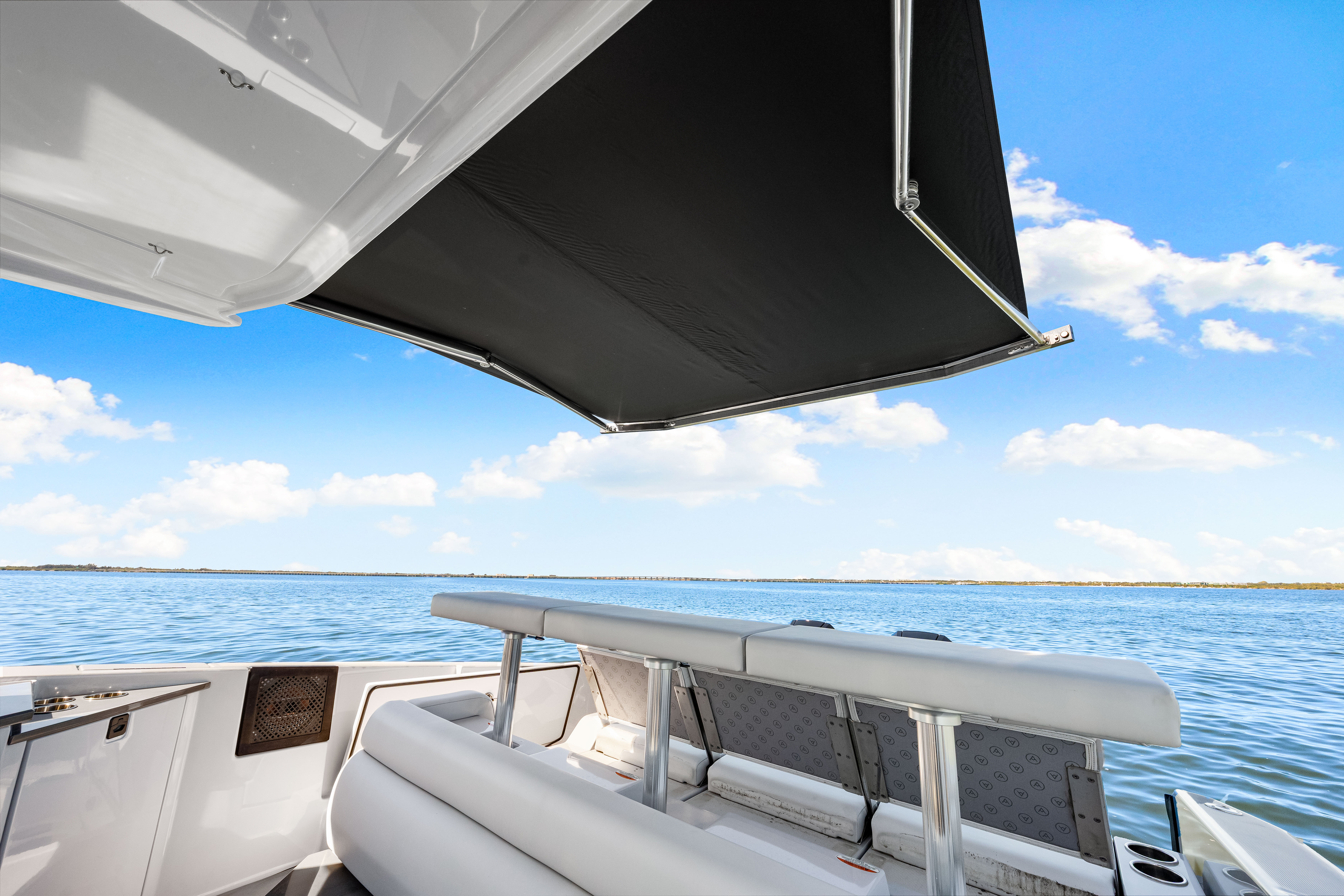 2024 Aviara AV32 Outboard Image Thumbnail #60