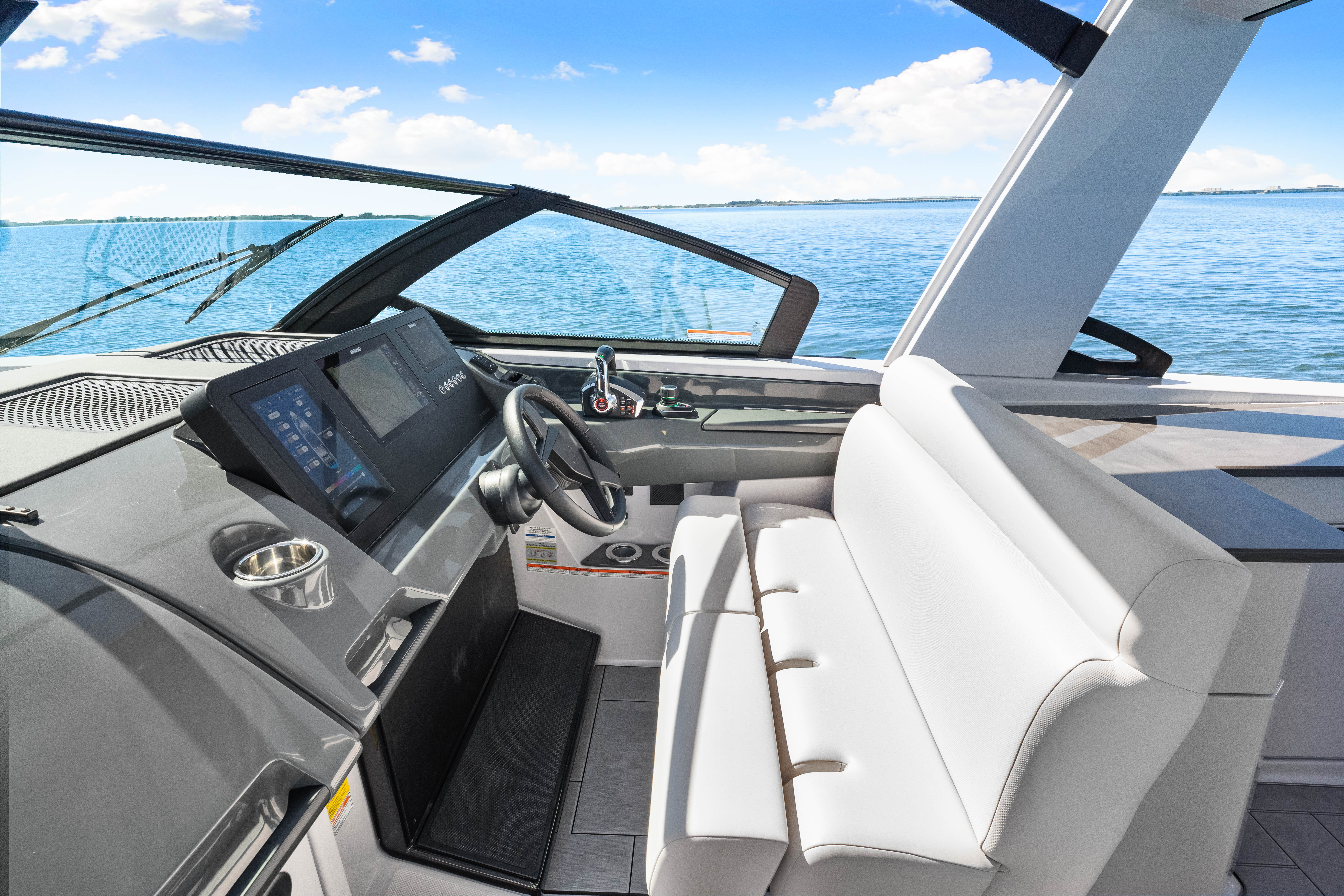 2024 Aviara AV32 Outboard Image Thumbnail #50