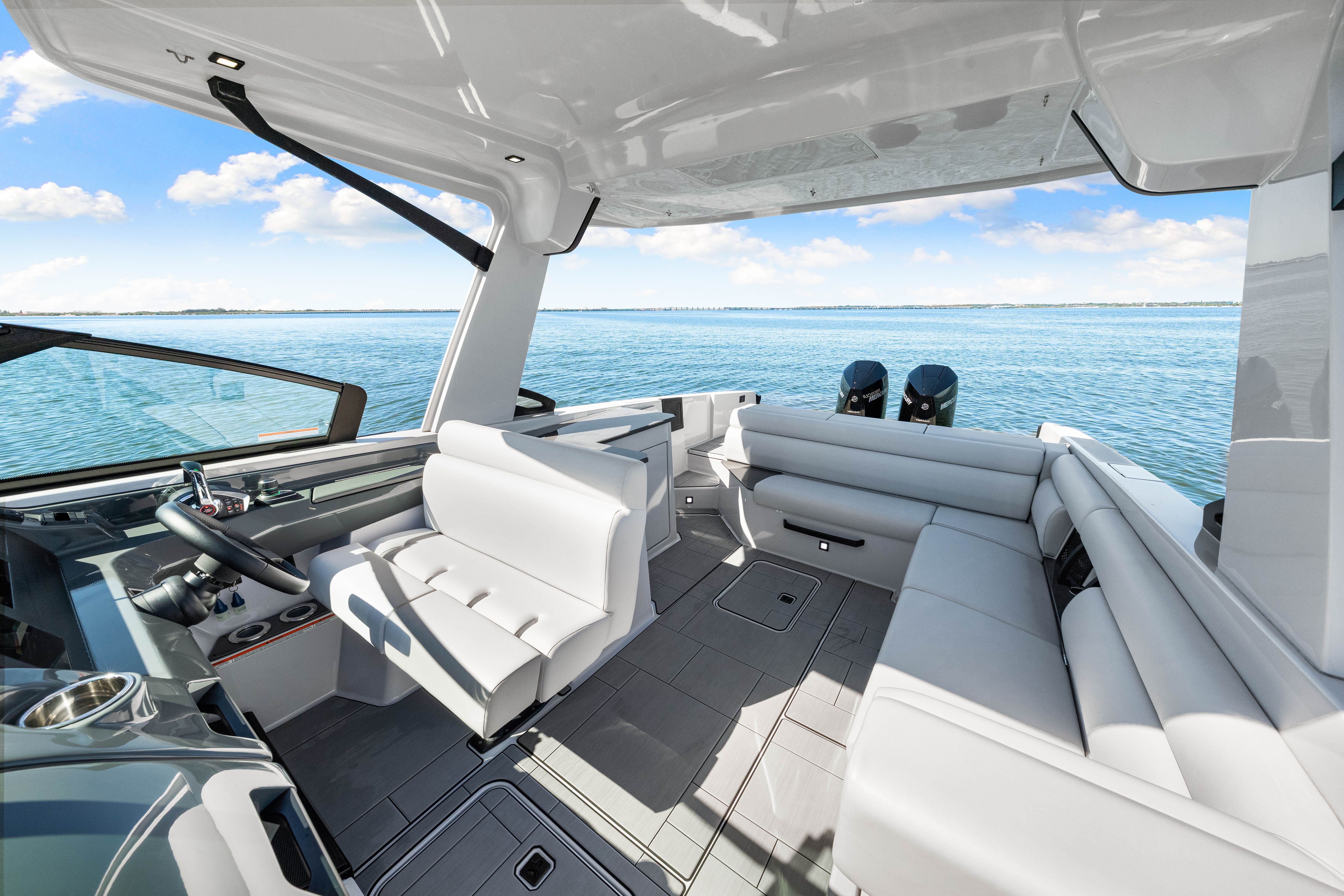 2024 Aviara AV32 Outboard Image Thumbnail #45