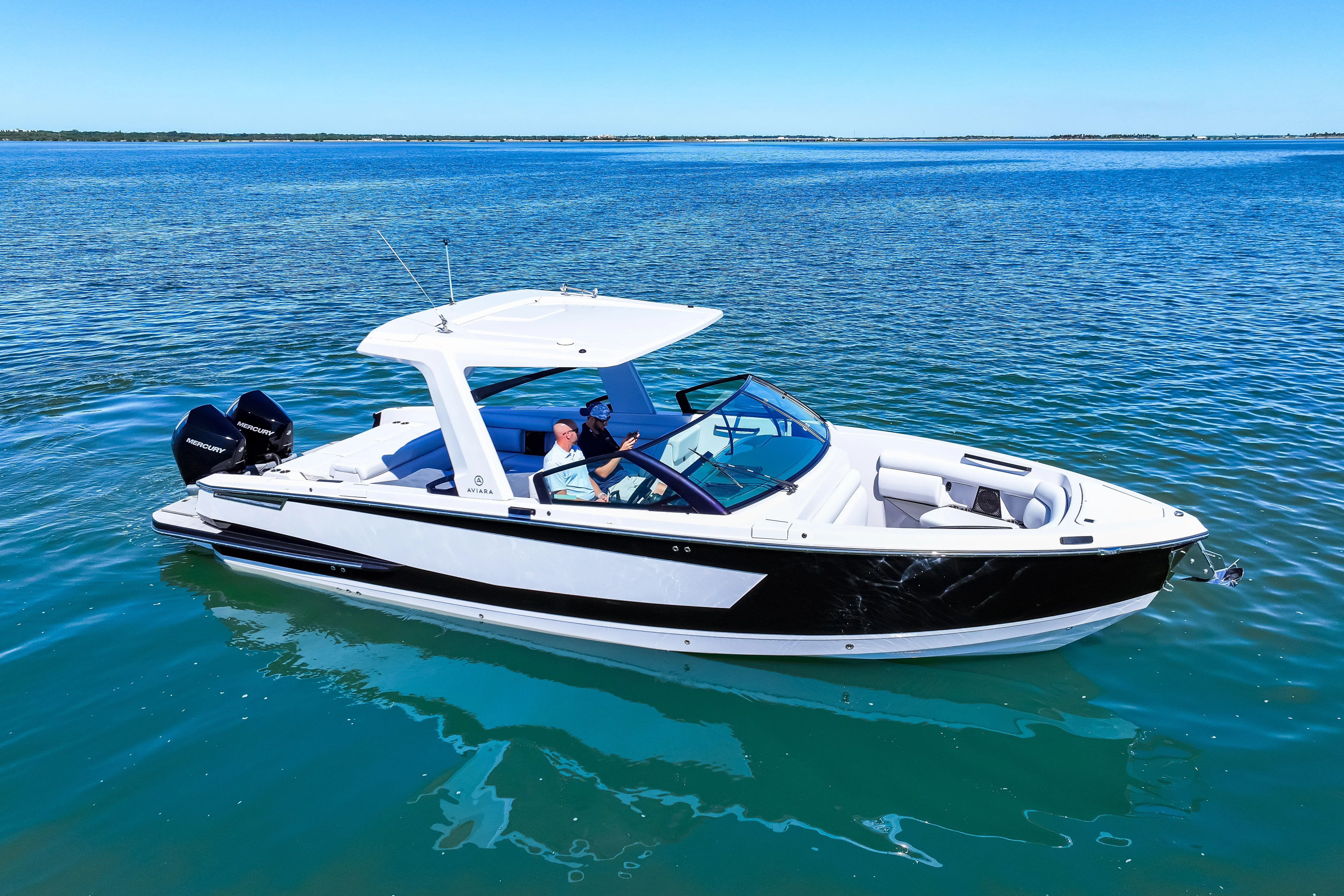 2024 Aviara AV32 Outboard Image Thumbnail #2