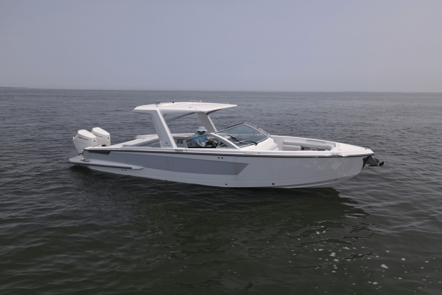 2024 Aviara AV32 Outboard Image Thumbnail #1