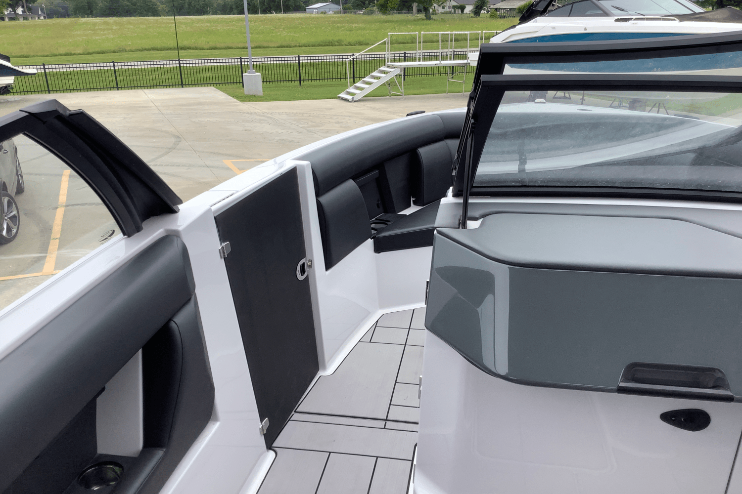 2024 Aviara AV28 Surf Image Thumbnail #22