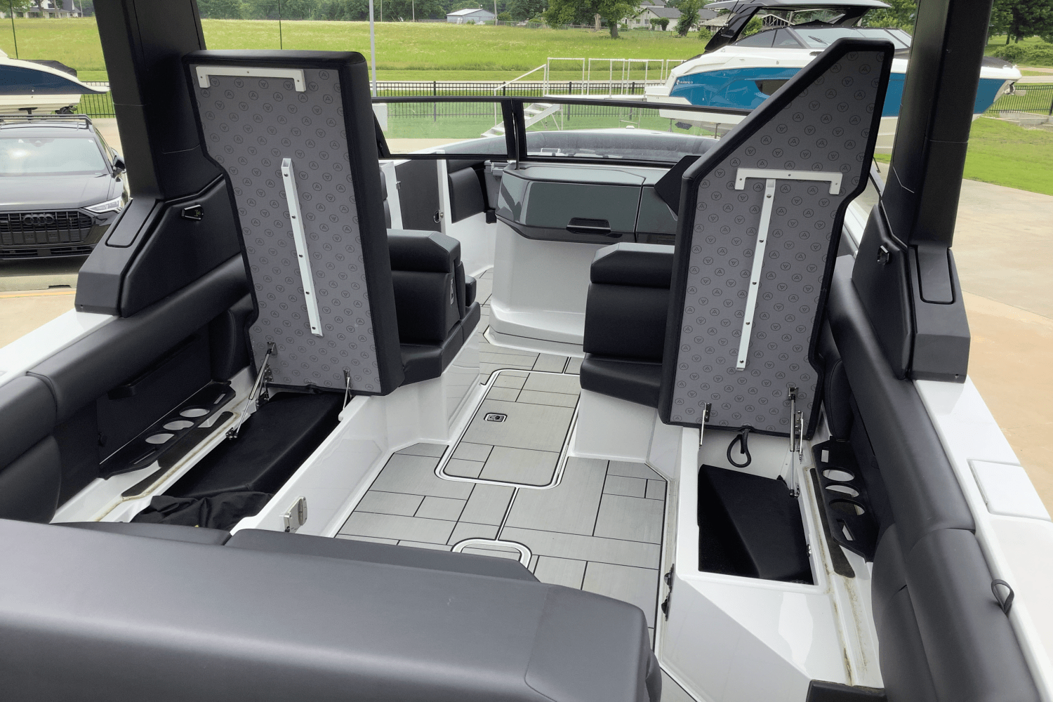 2024 Aviara AV28 Surf Image Thumbnail #12