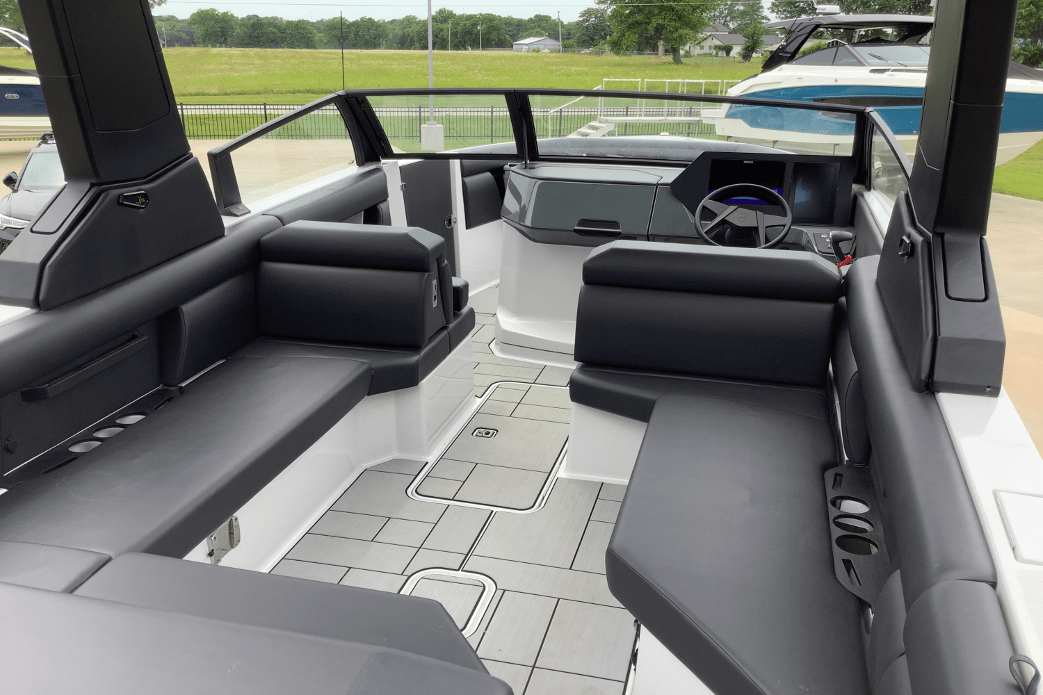 2024 Aviara AV28 Surf Image Thumbnail #8