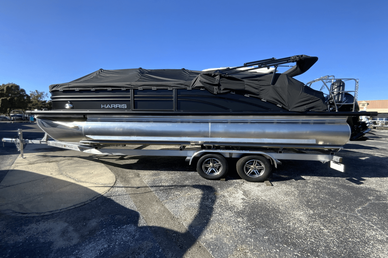 2024 Harris Cruiser 230 Contact Your Local MarineMax Store About  Availability