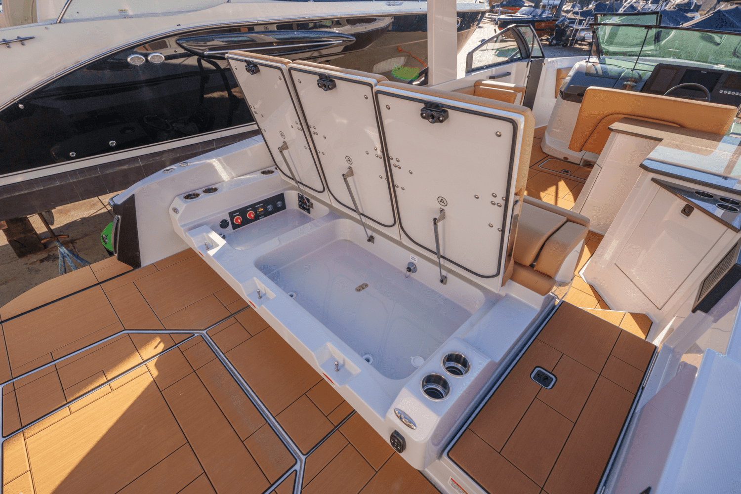 2024 Aviara AV32 Image Thumbnail #10